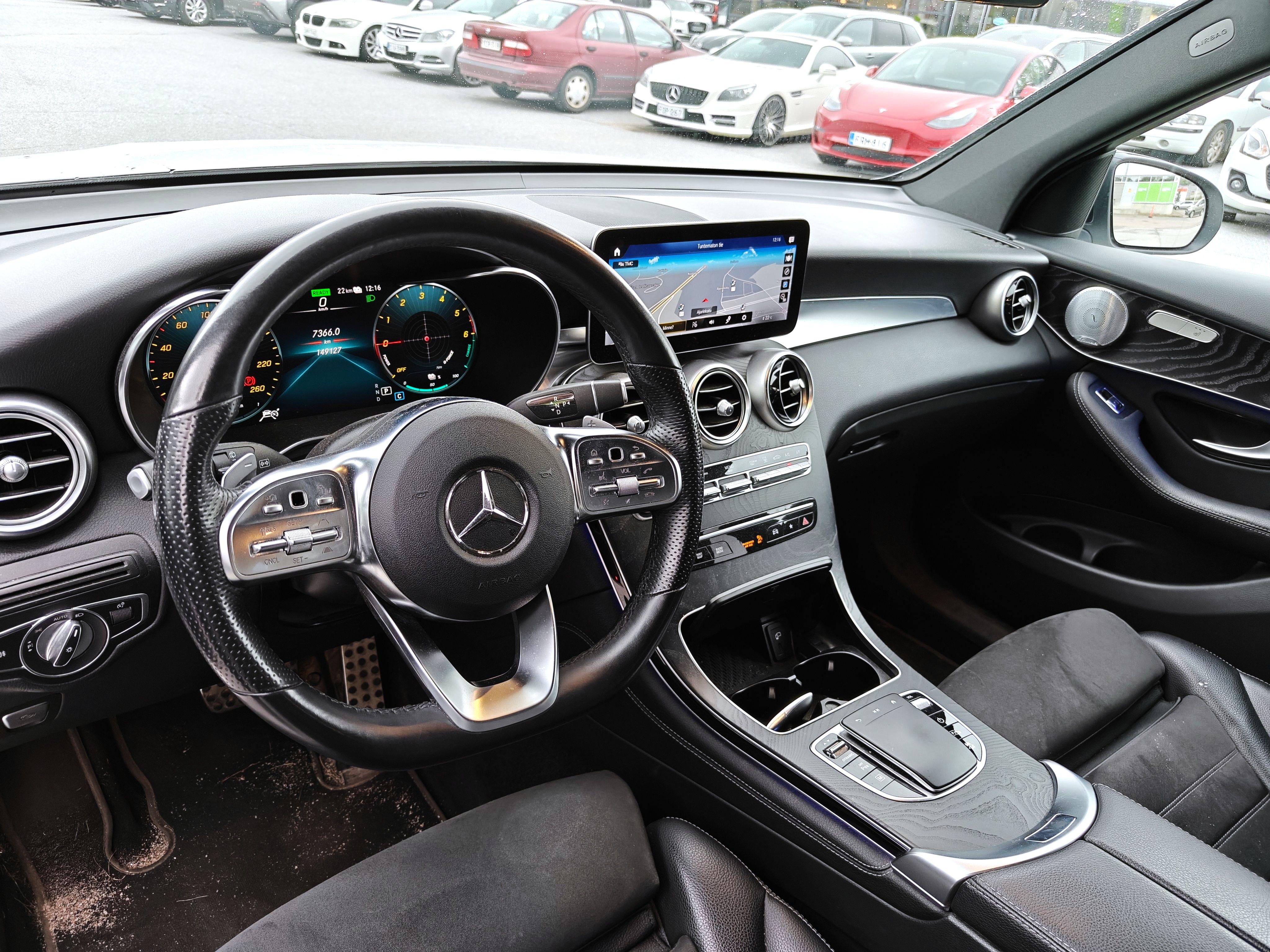 Mercedes-Benz GLC 2021, kuva 3/4