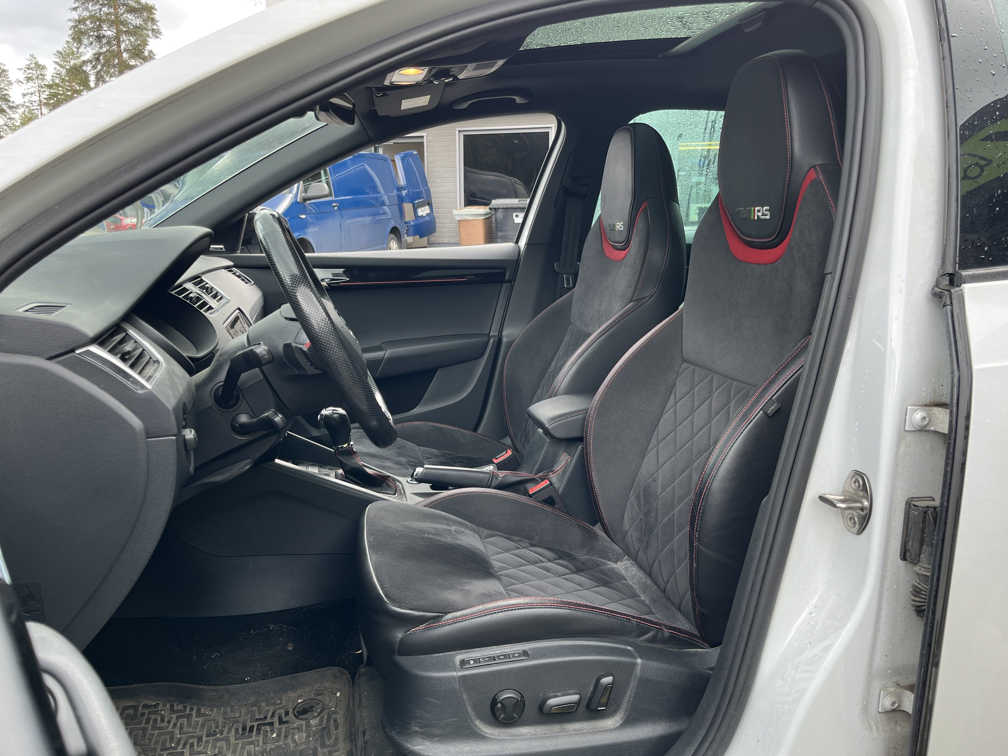 Skoda Octavia 2,0 TSI RS 245 DSG Autom. 2018, kuva 7/17