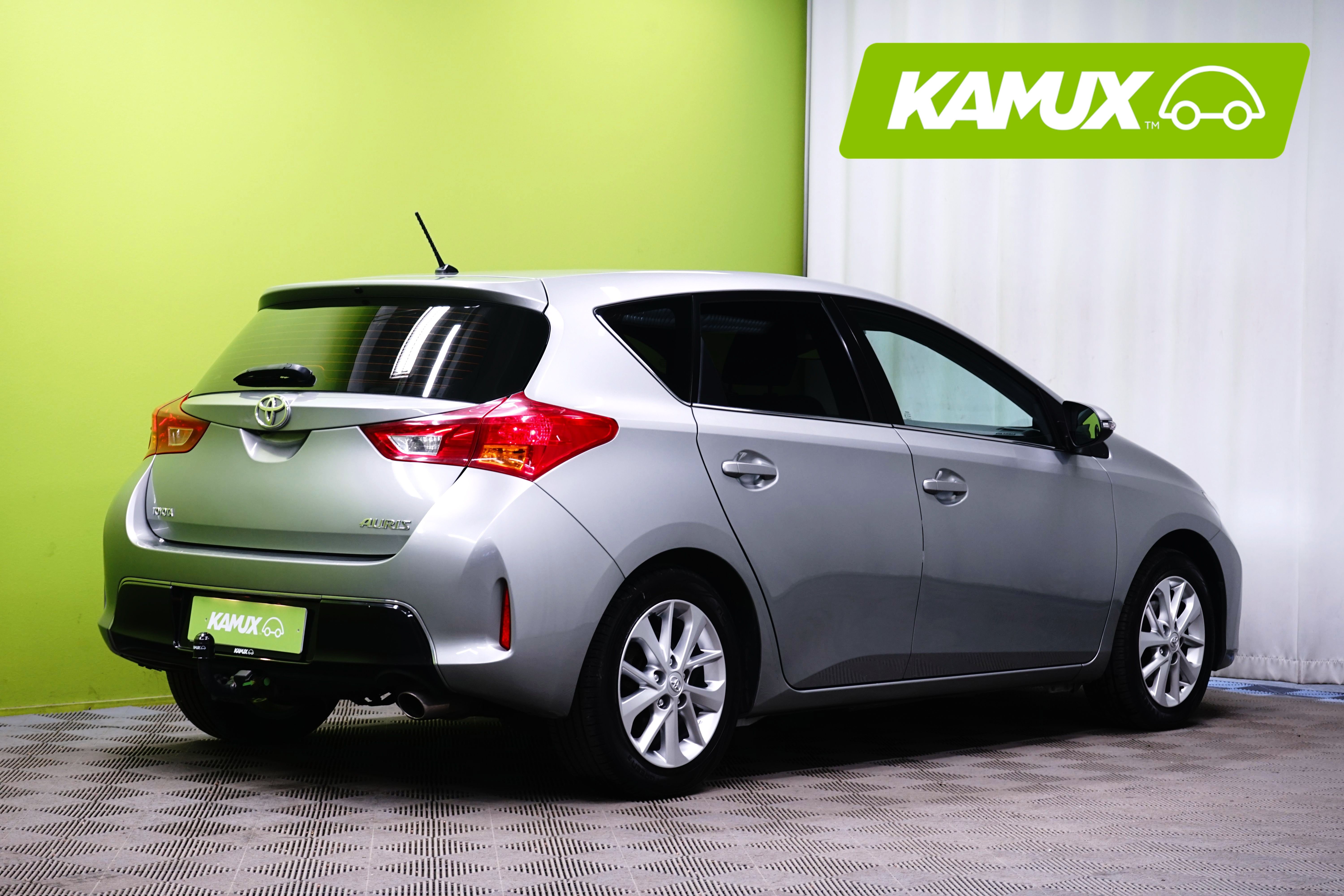 Toyota Auris 1,6 Valvematic Active 2013, kuva 3/18