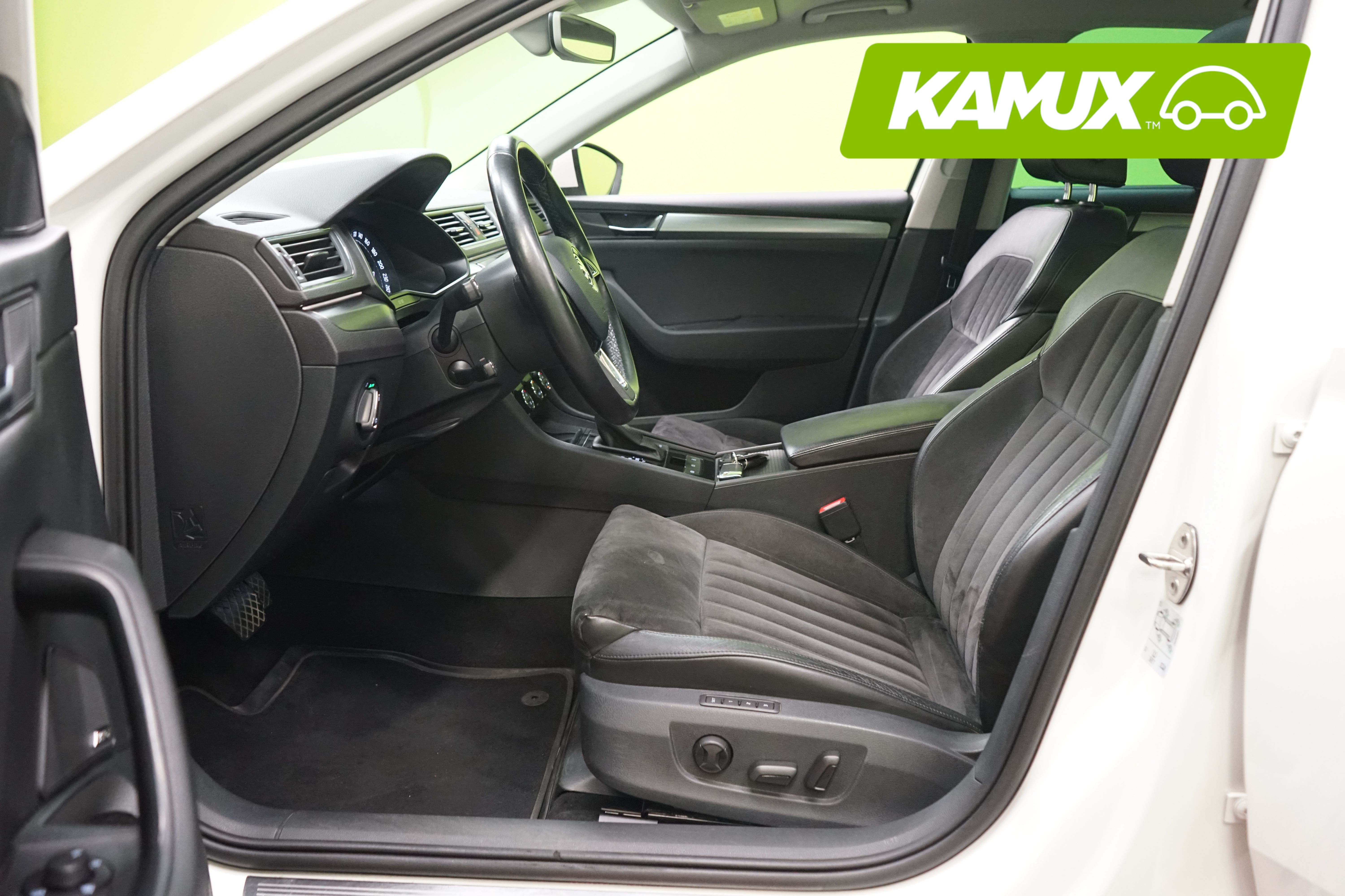 Skoda Superb 2.0 TDI Style 2015, kuva 6/27
