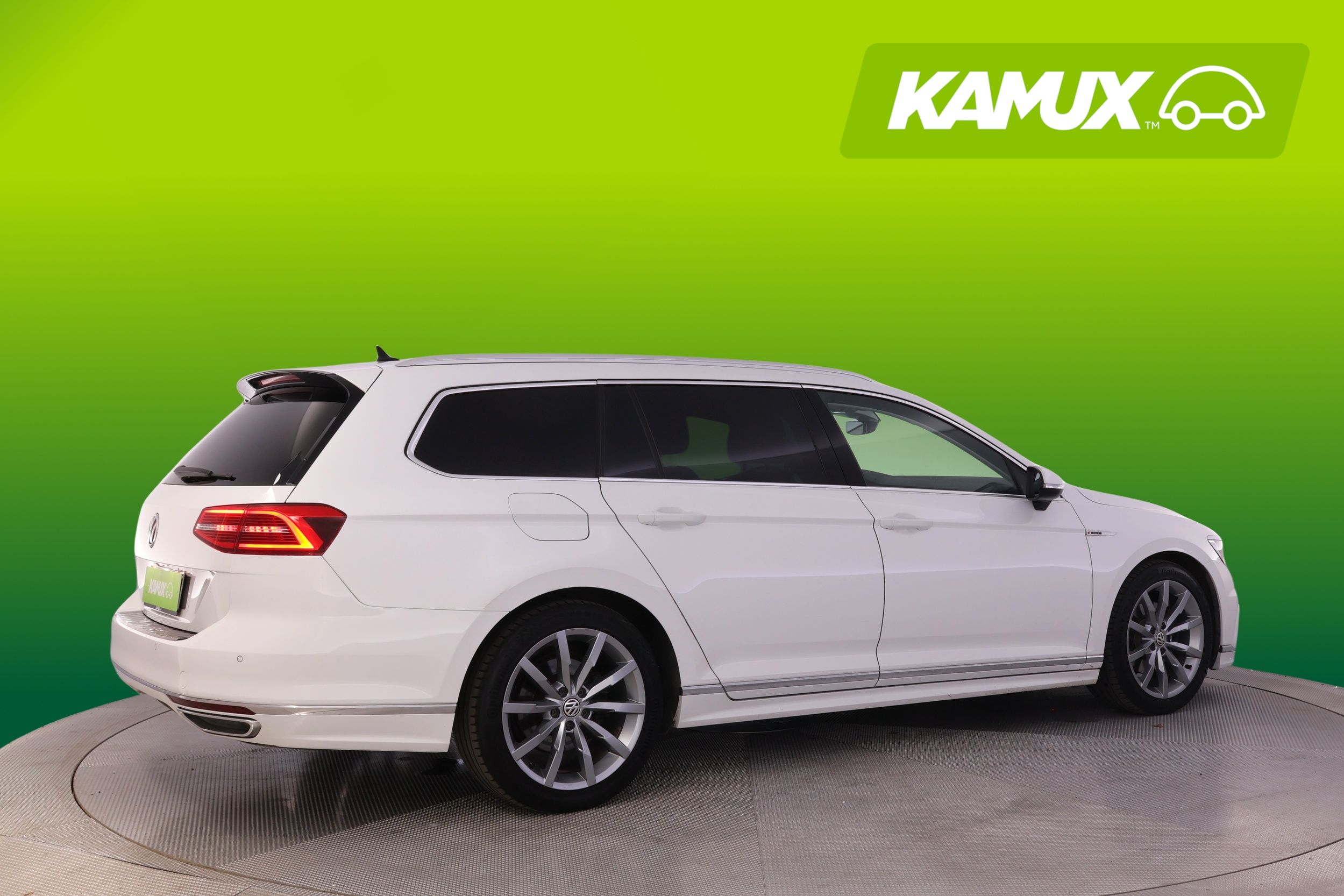 Volkswagen Passat 2018, kuva 2/30