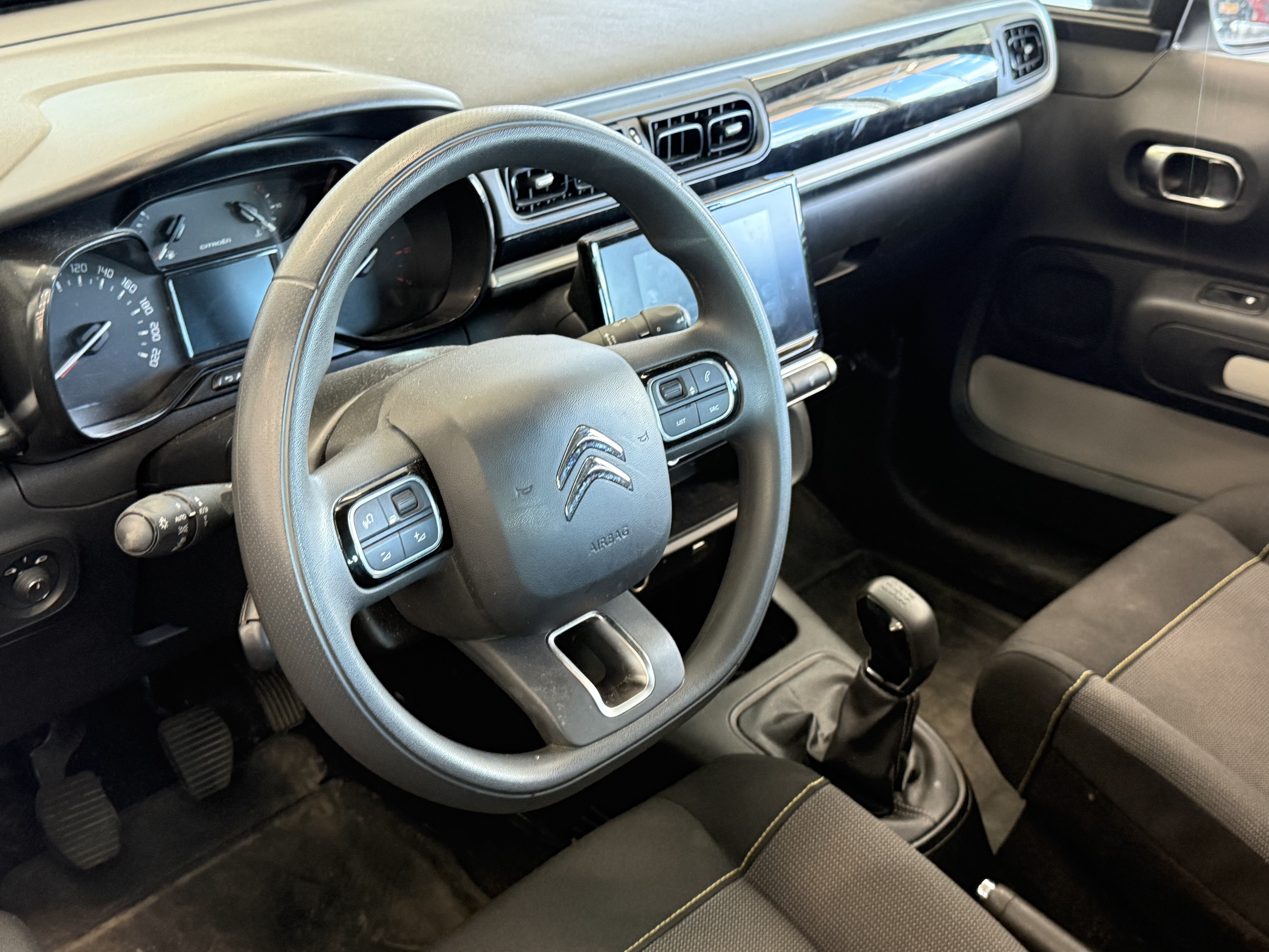 Citroen C3 PureTech 82 Feel 2020, photo 3/6
