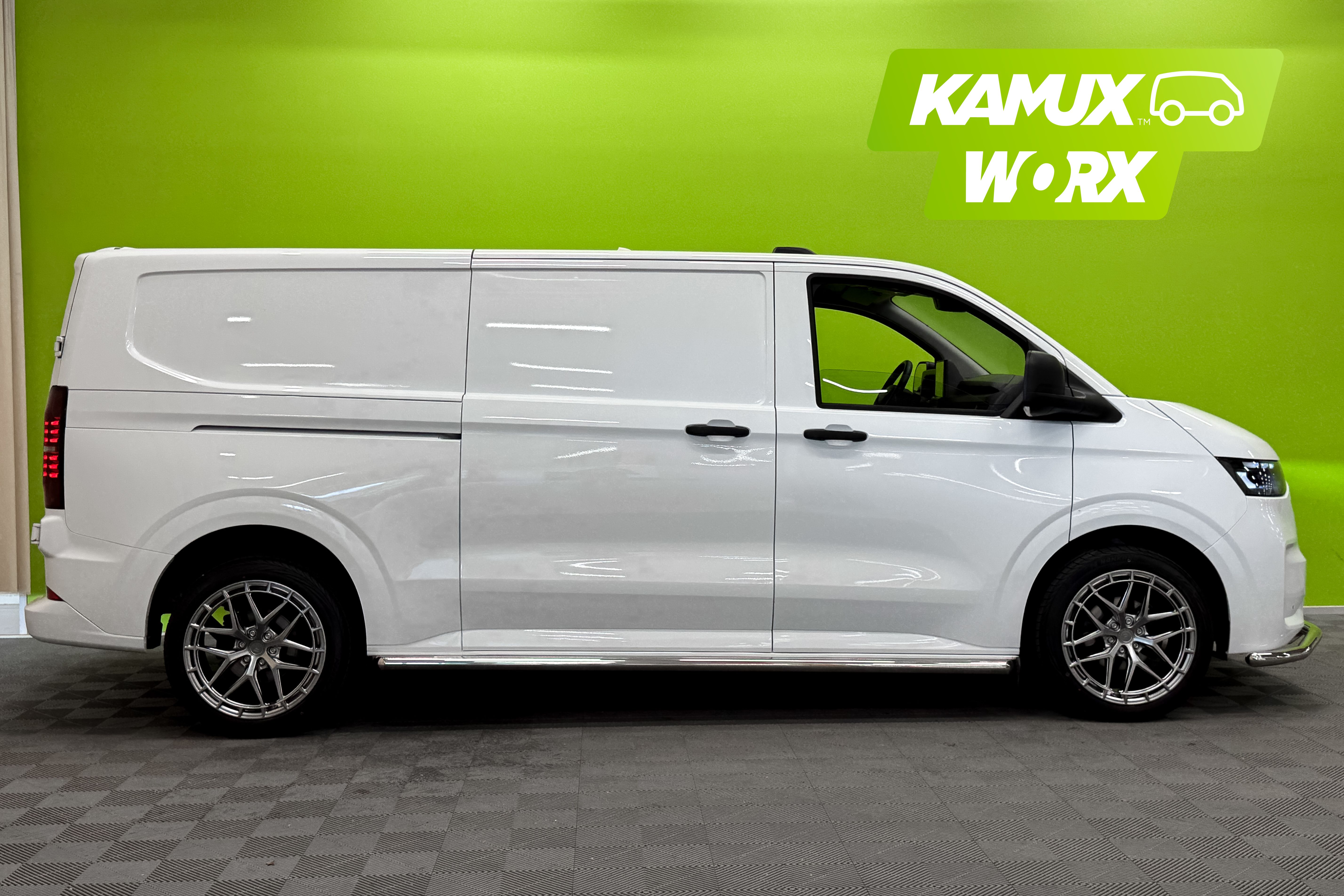 Volkswagen Transporter 2025, photo 2/24