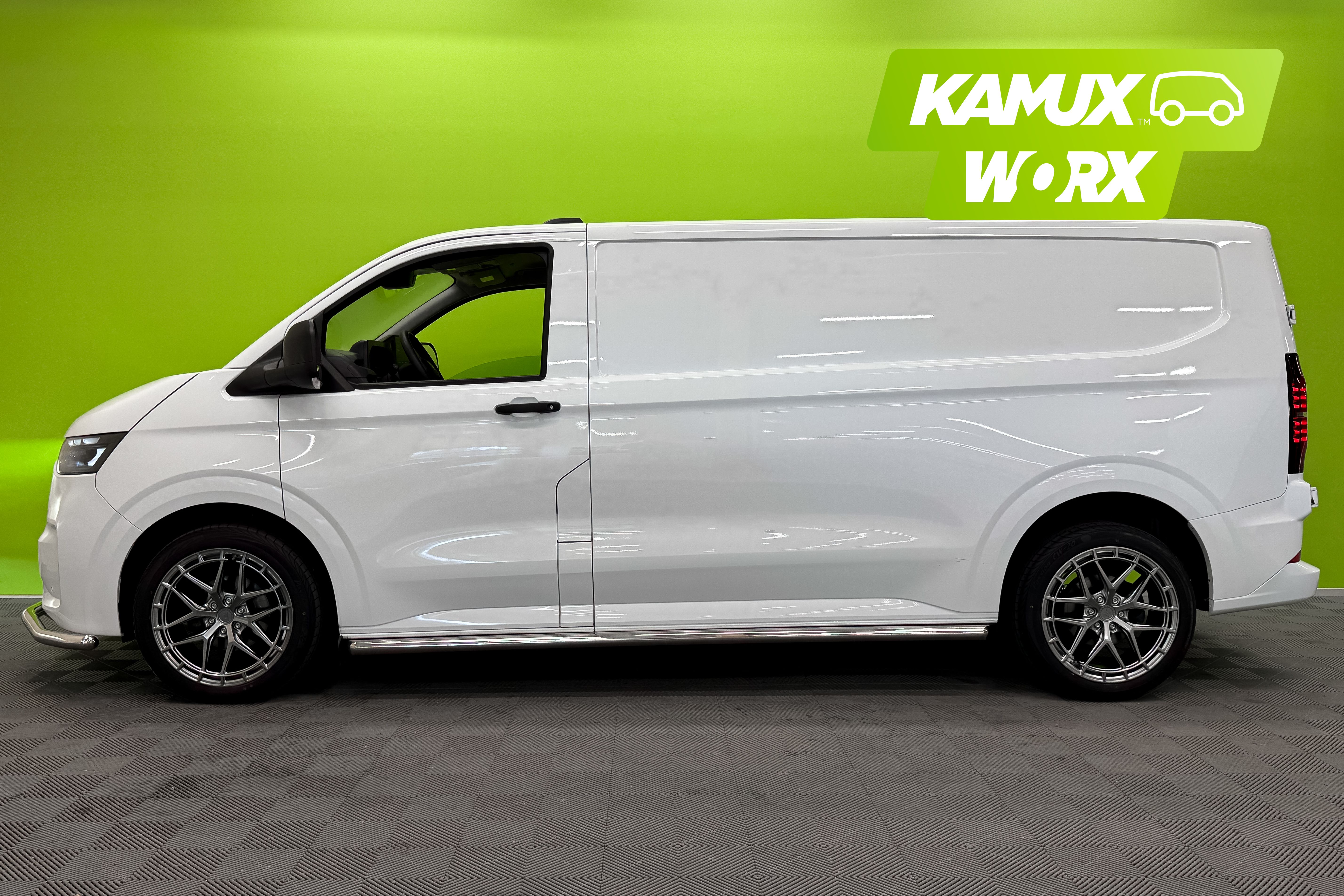 Volkswagen Transporter 2025, photo 6/24