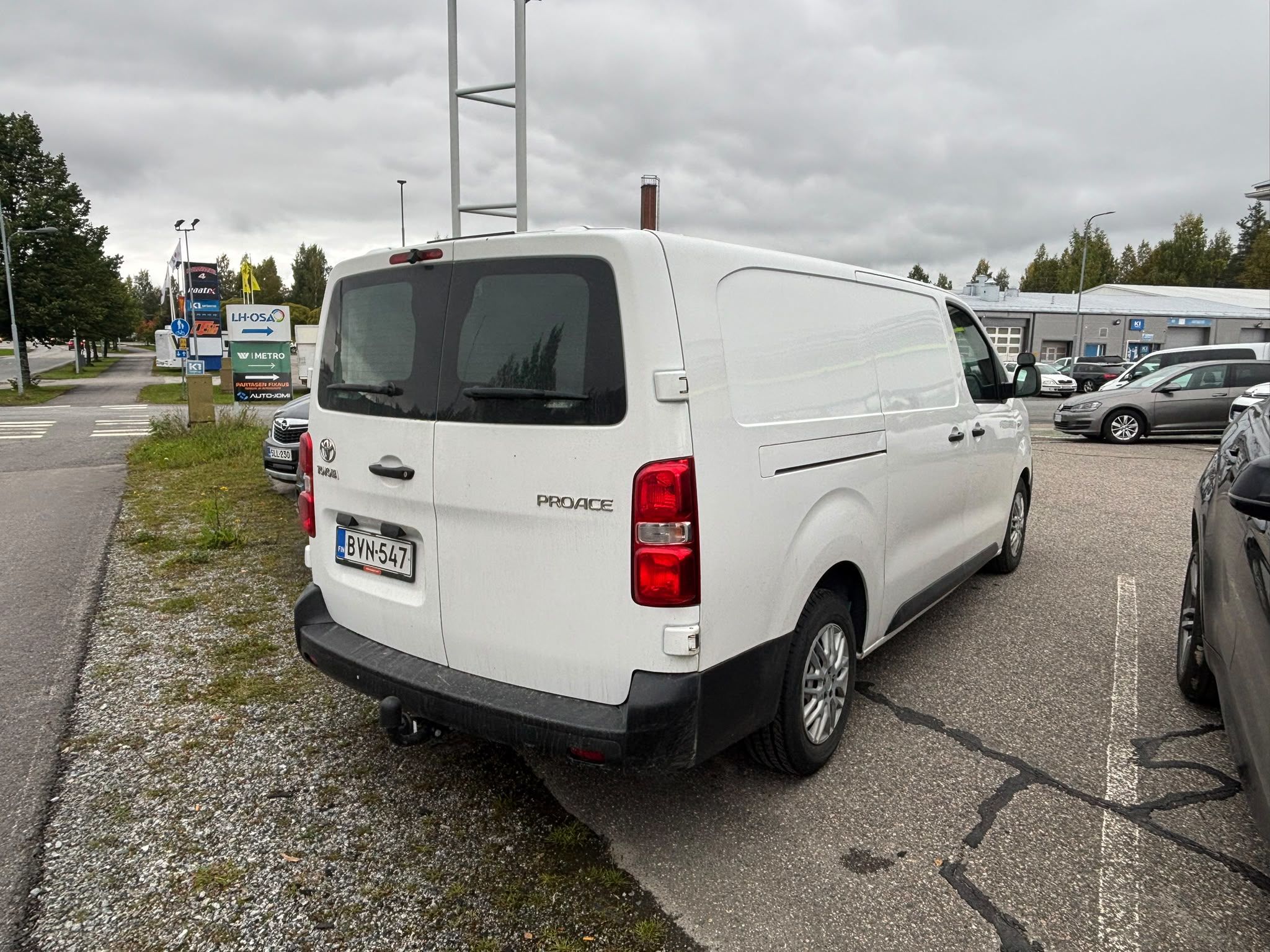 Toyota Proace L2 2,0 D 120 2019, kuva 4/9