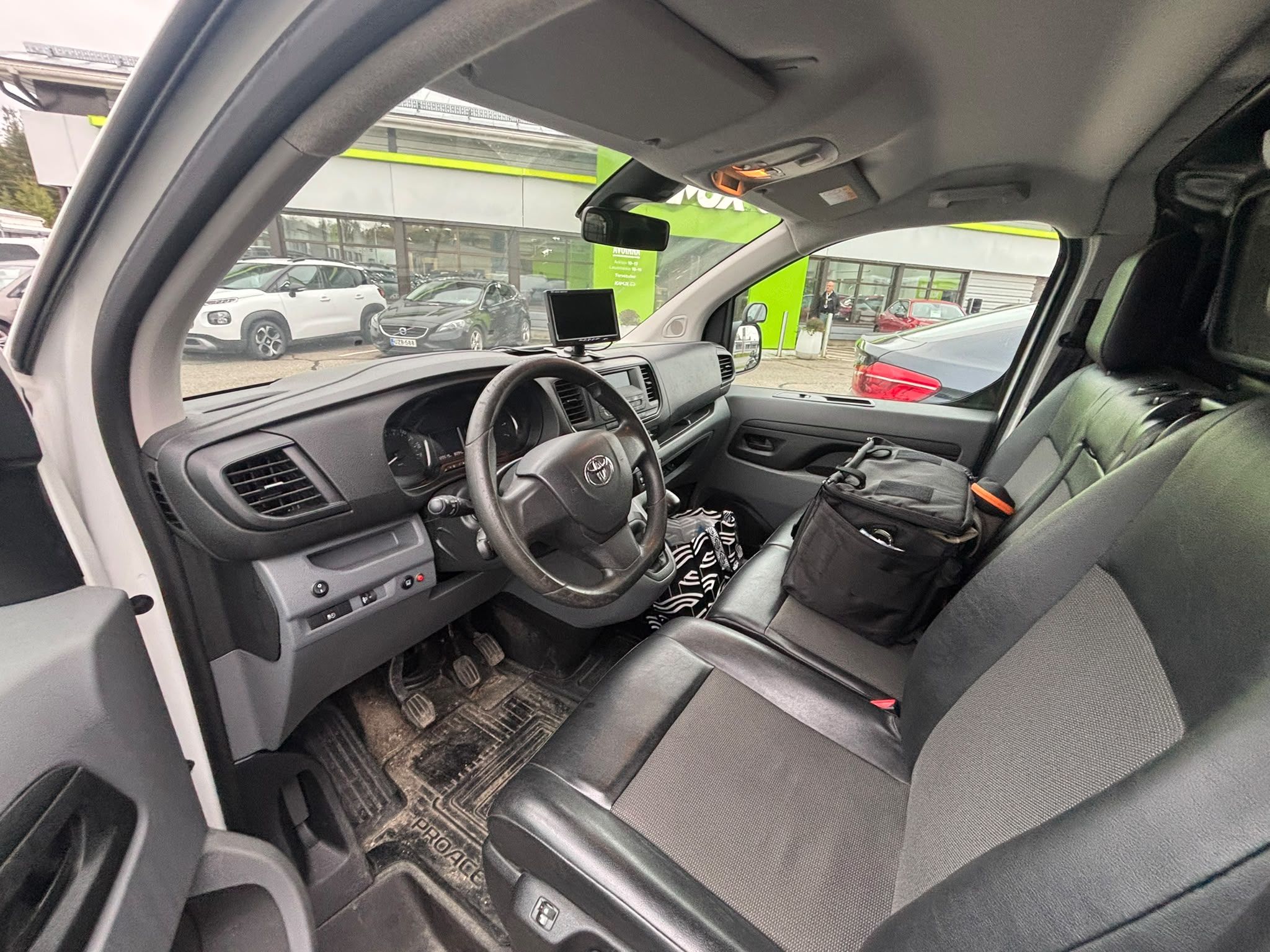 Toyota Proace L2 2,0 D 120 2019, kuva 5/9