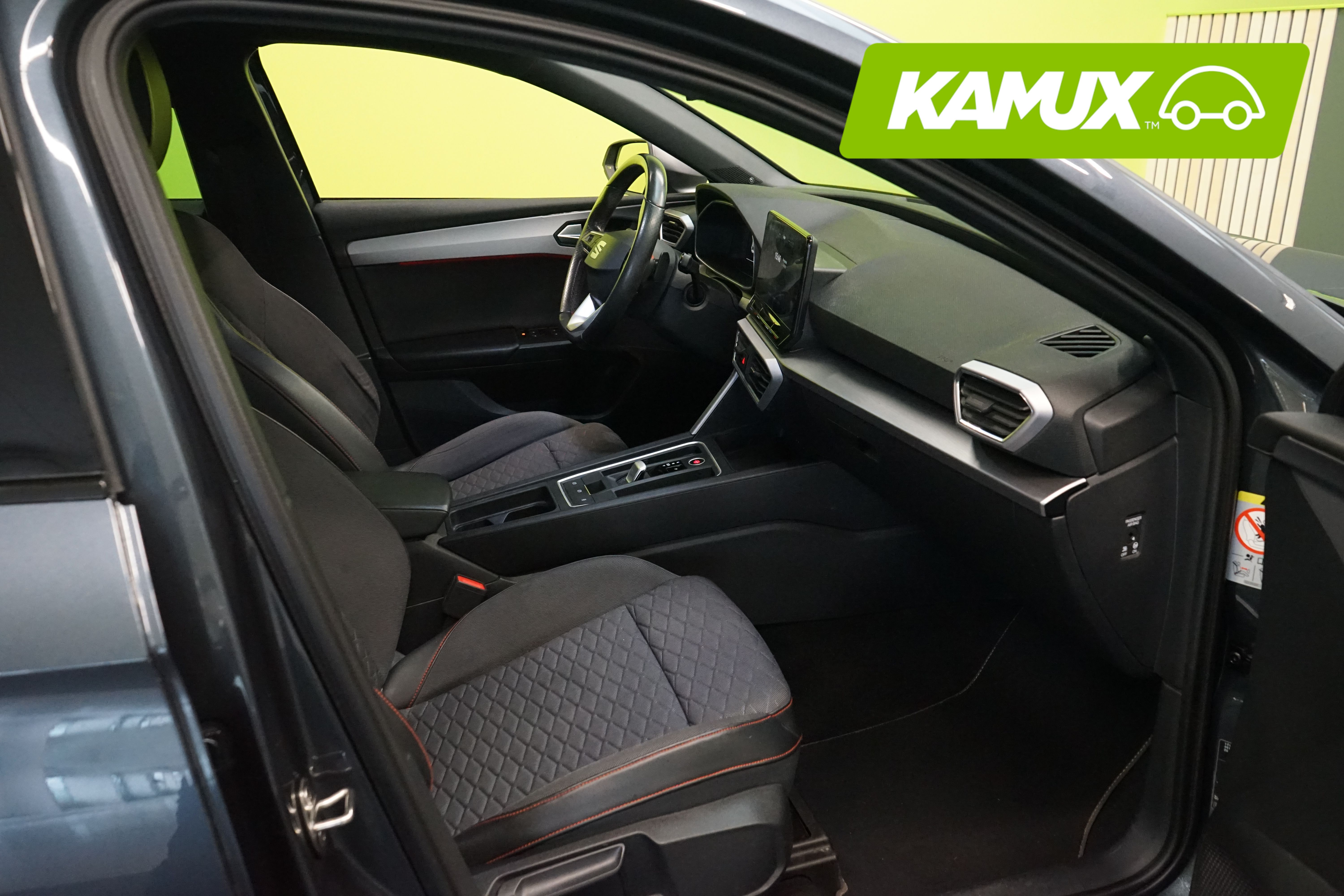 Seat Leon Sportstourer 2021, kuva 7/21