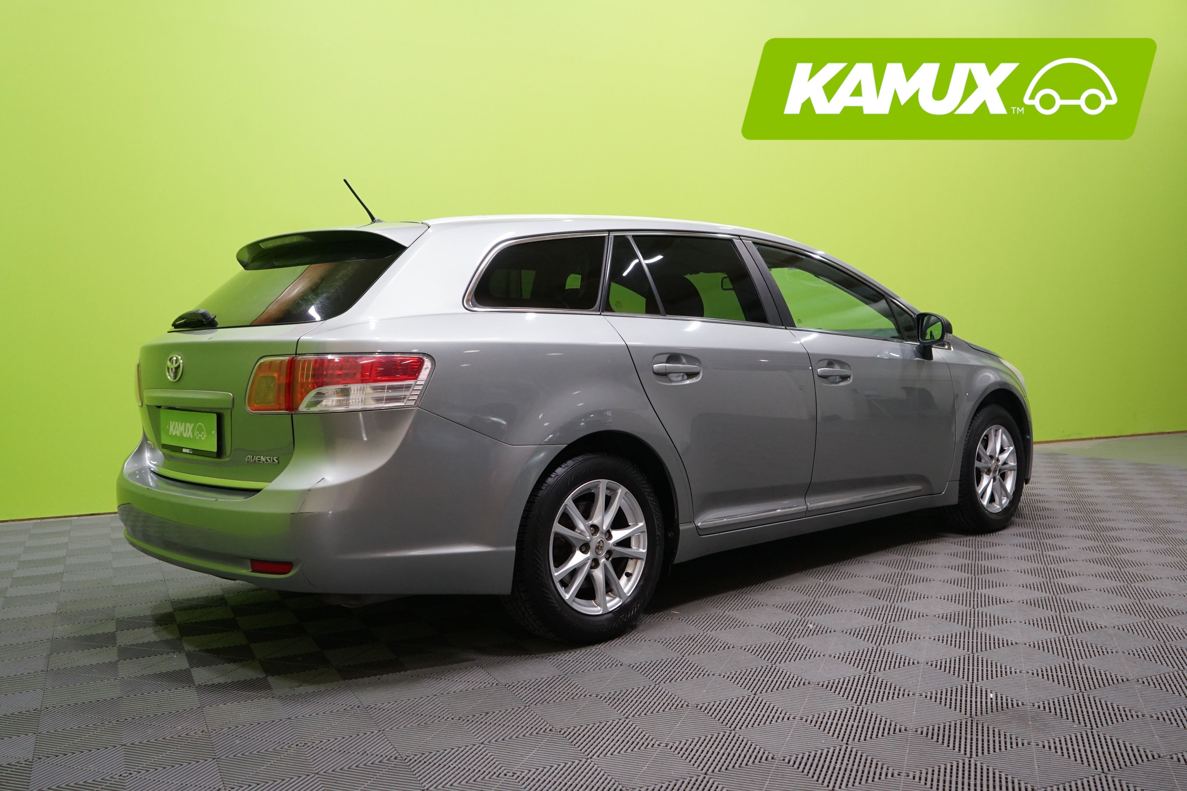 Toyota Avensis 1.8 Valvematic 2011, kuva 3/20