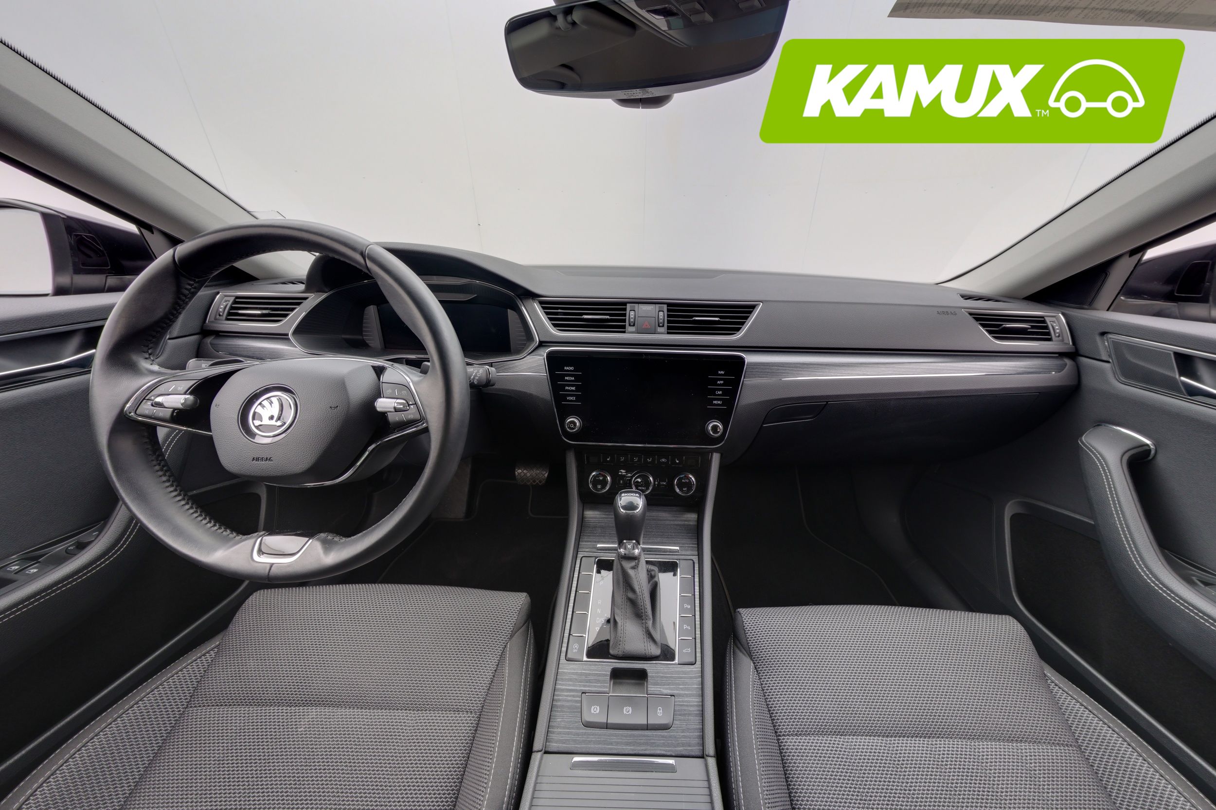 Skoda Superb 2022, kuva 7/29