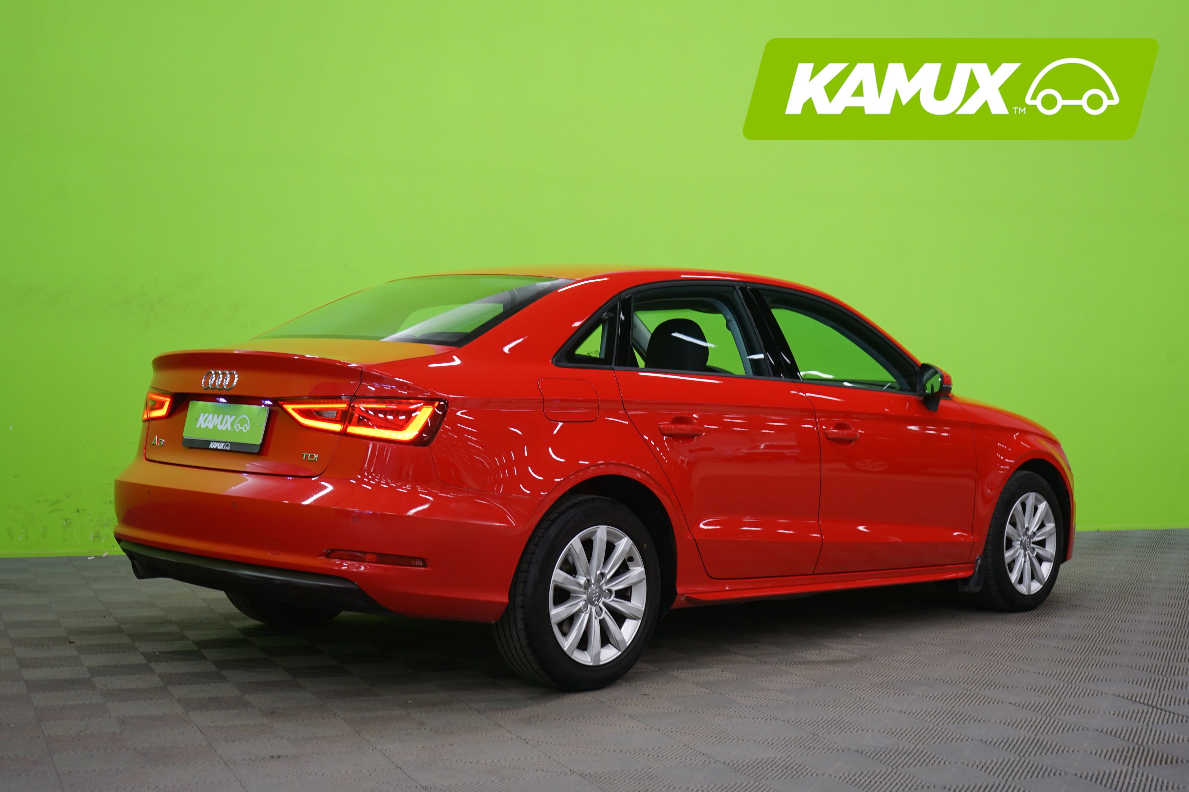 Audi A3 Sedan Business 1,6 TDI 81kW 2015, photo 3/20