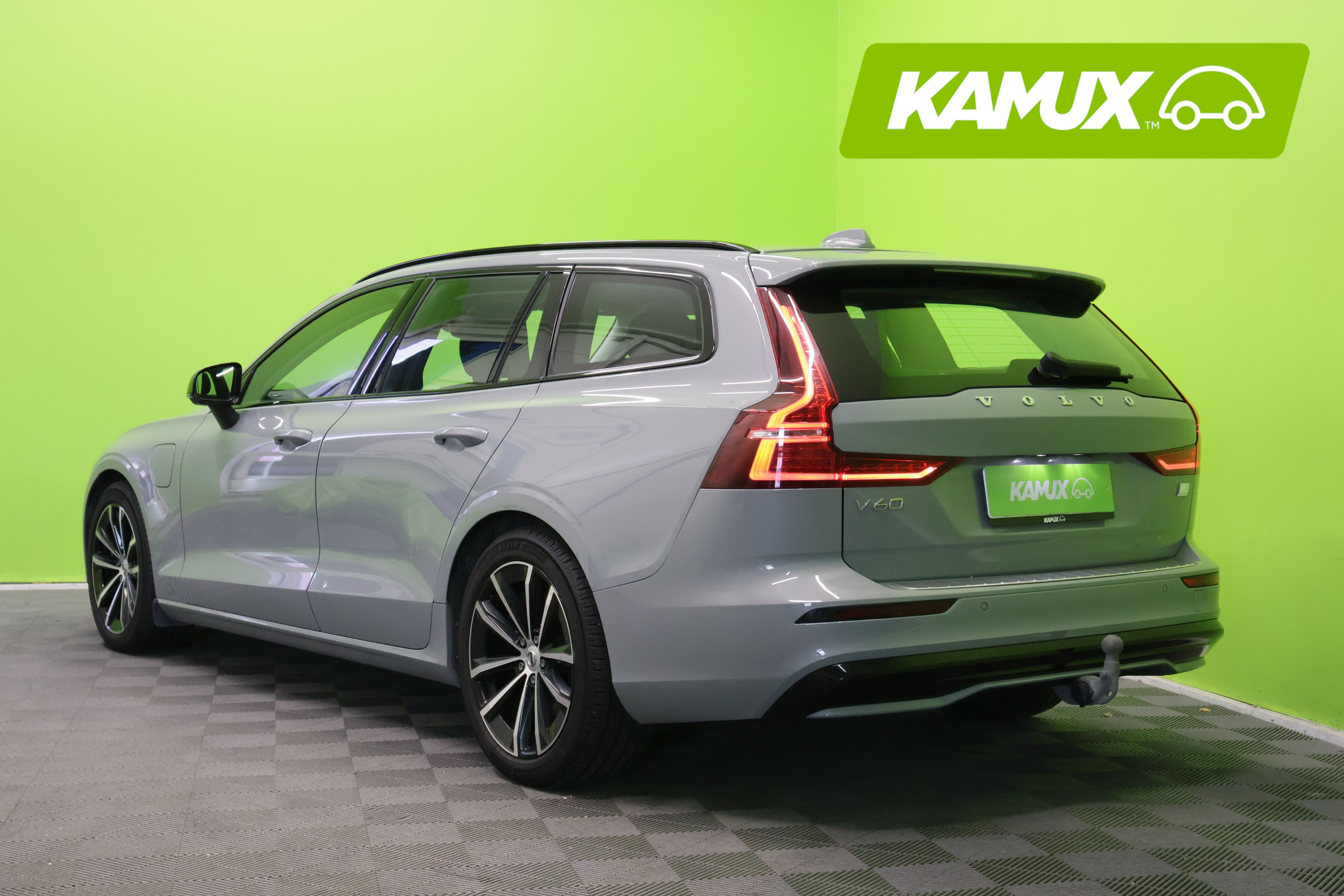 Volvo V60 T8 Twin Engine AWD Plus Dark 2024, kuva 6/27