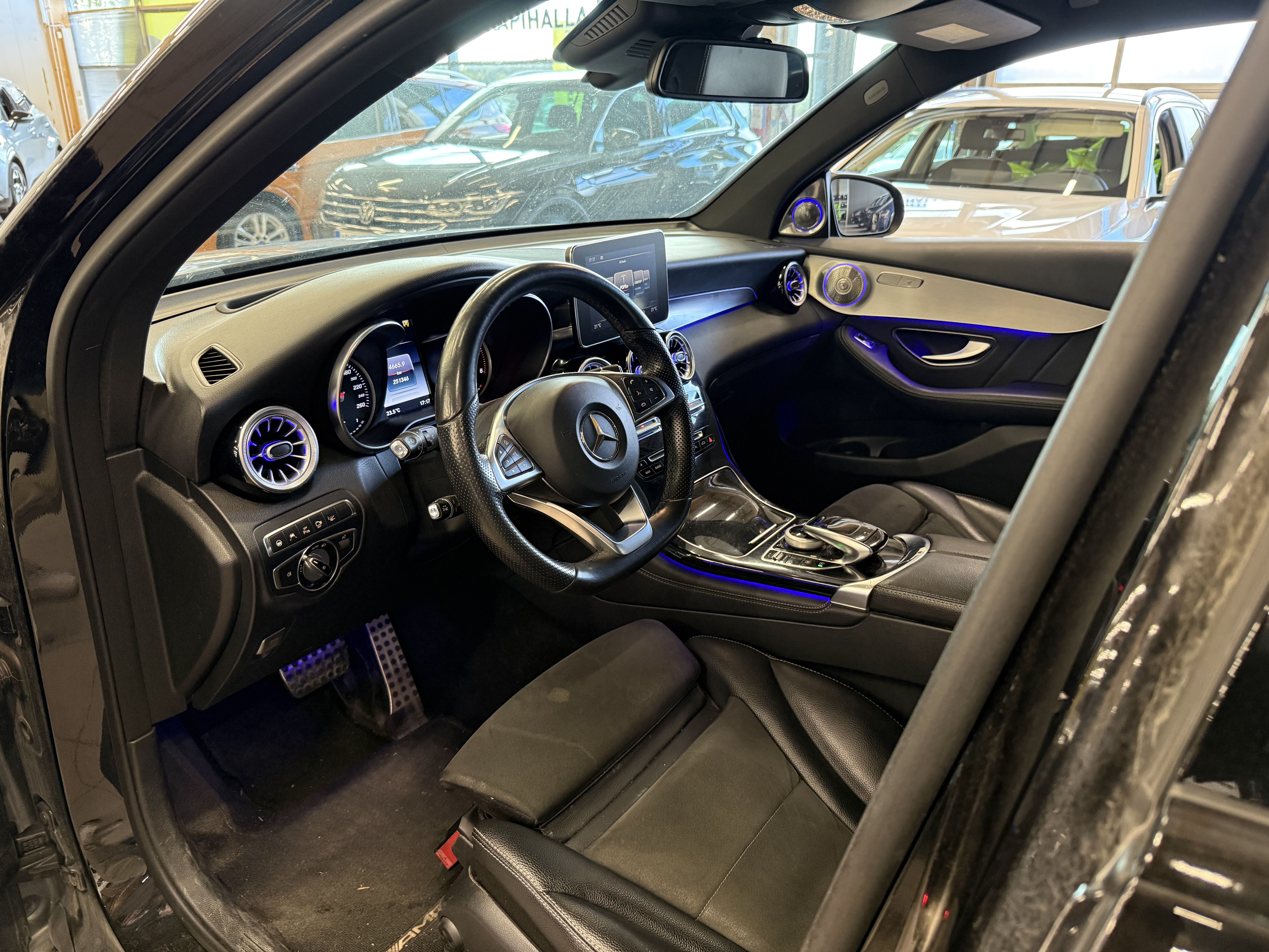 Mercedes-Benz GLC 220 d 4Matic AMG 2017, kuva 6/10