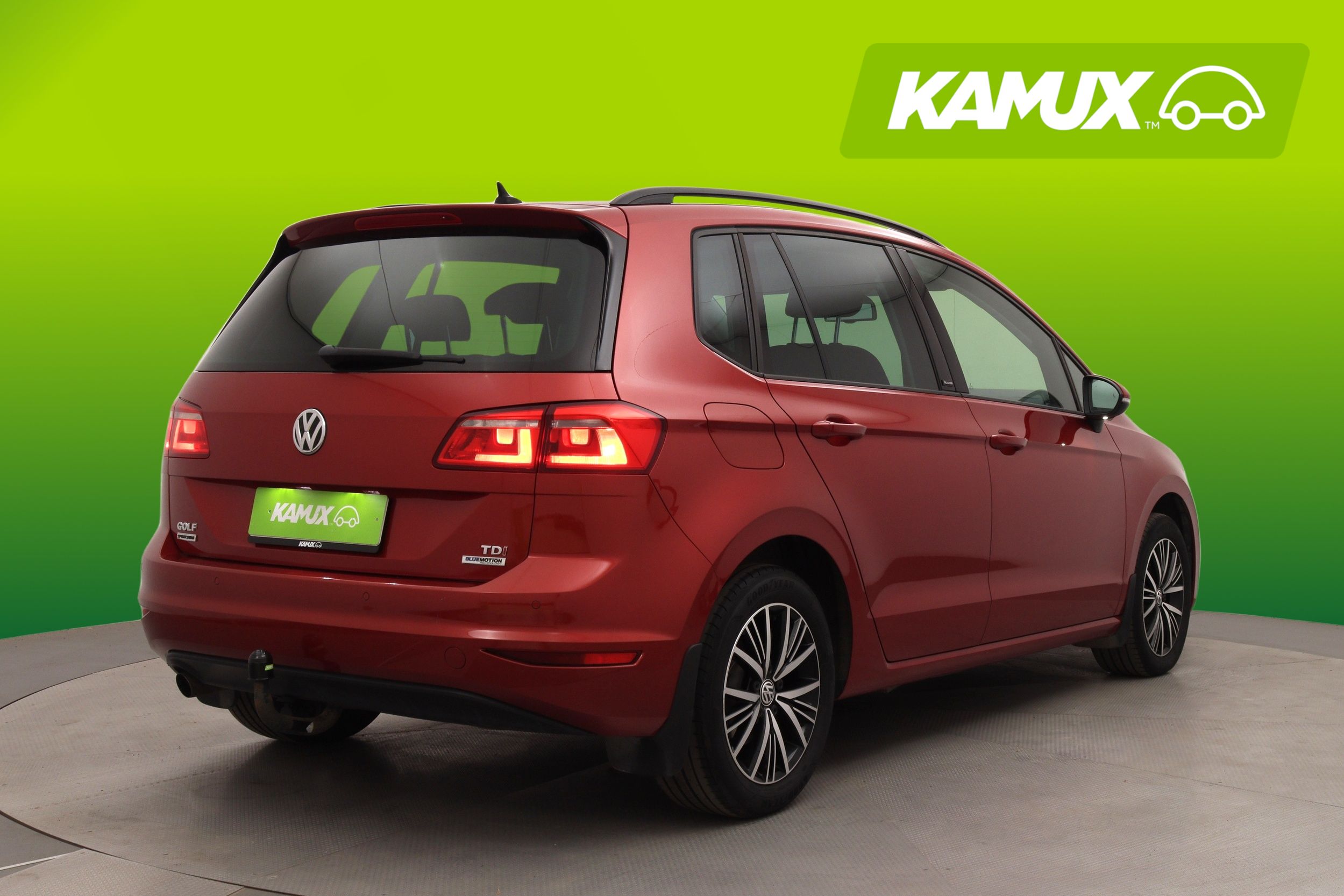 Volkswagen Golf Sportsvan 2016, photo 3/28