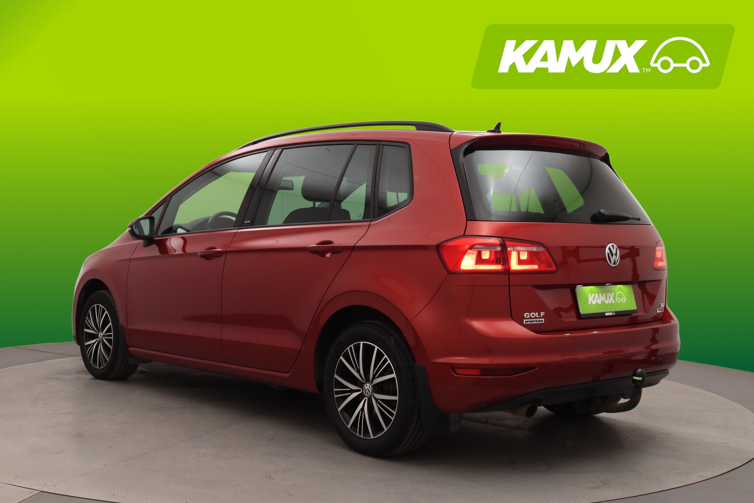 Volkswagen Golf Sportsvan 2016, photo 4/28