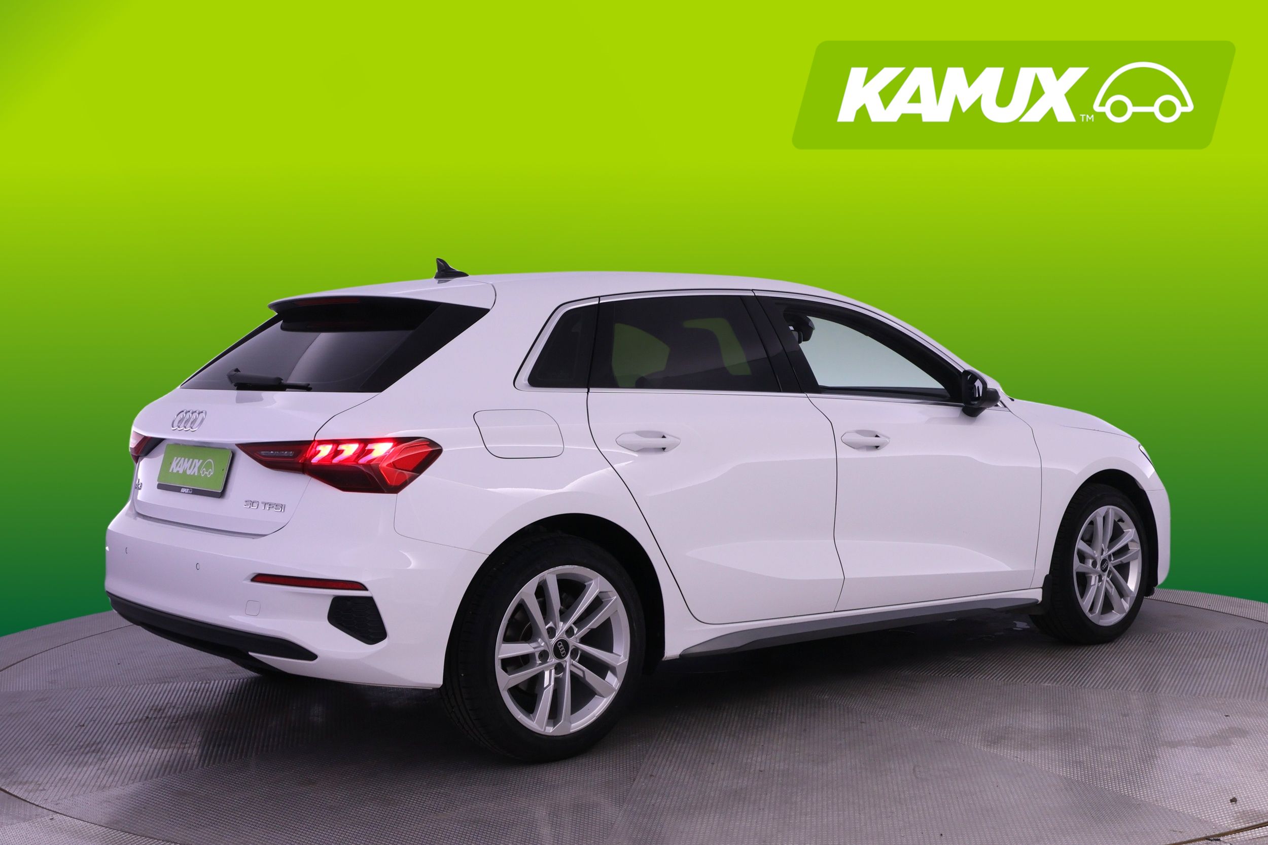 Audi A3 2021, kuva 2/26