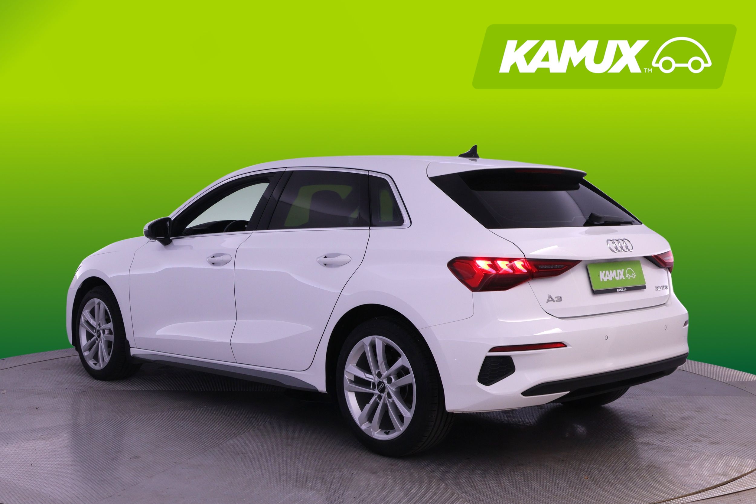 Audi A3 2021, kuva 4/26