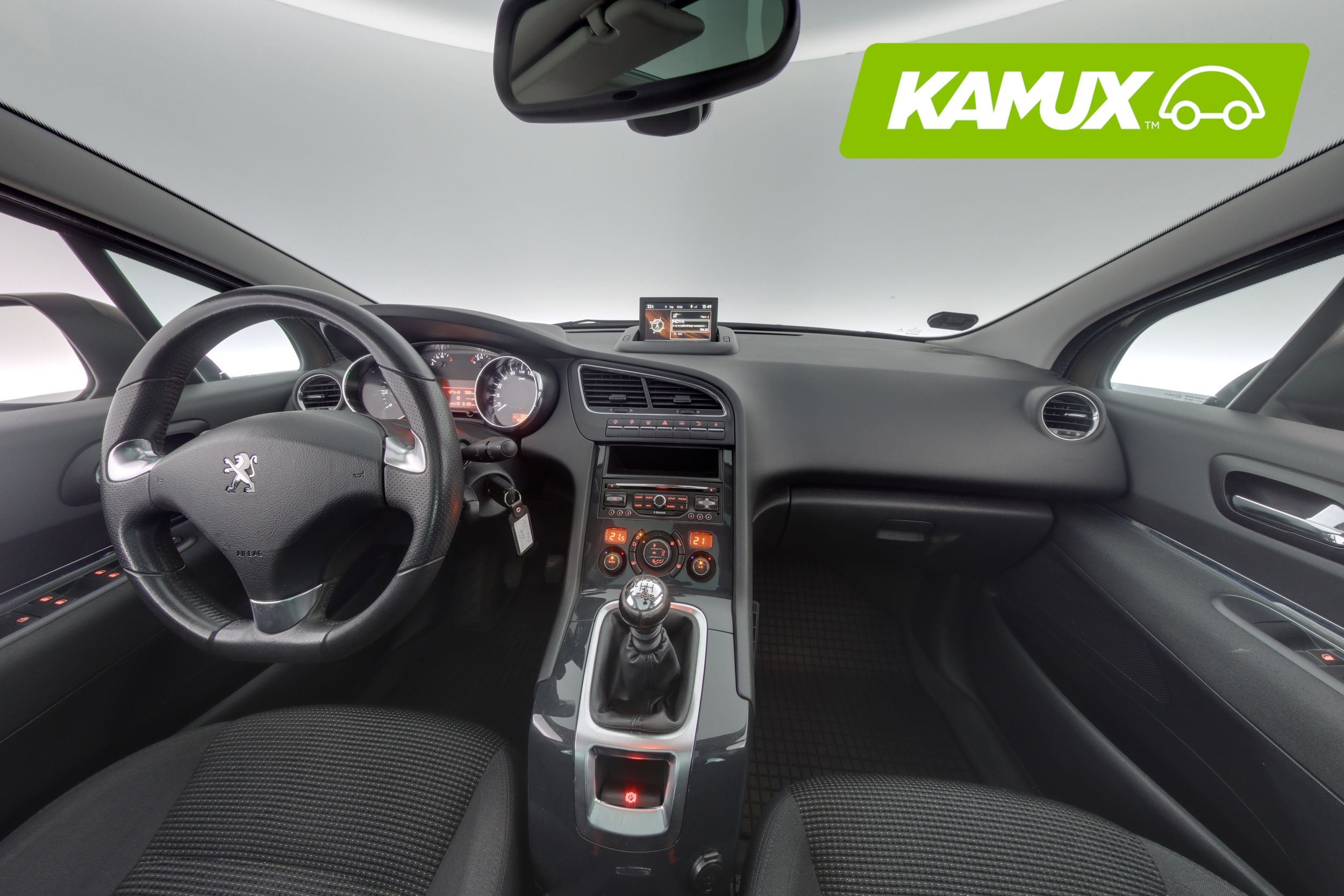 Peugeot 5008 Allure PureTech 130 7-p 2015, kuva 7/21