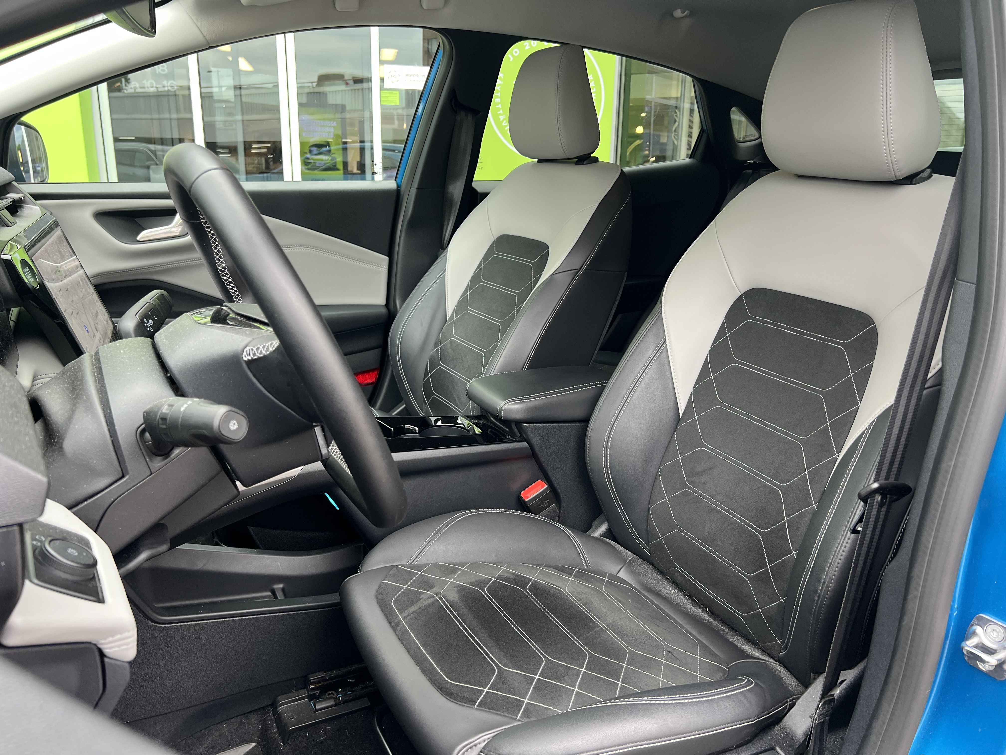 Ford Puma Gen-E 2025, photo 4/9