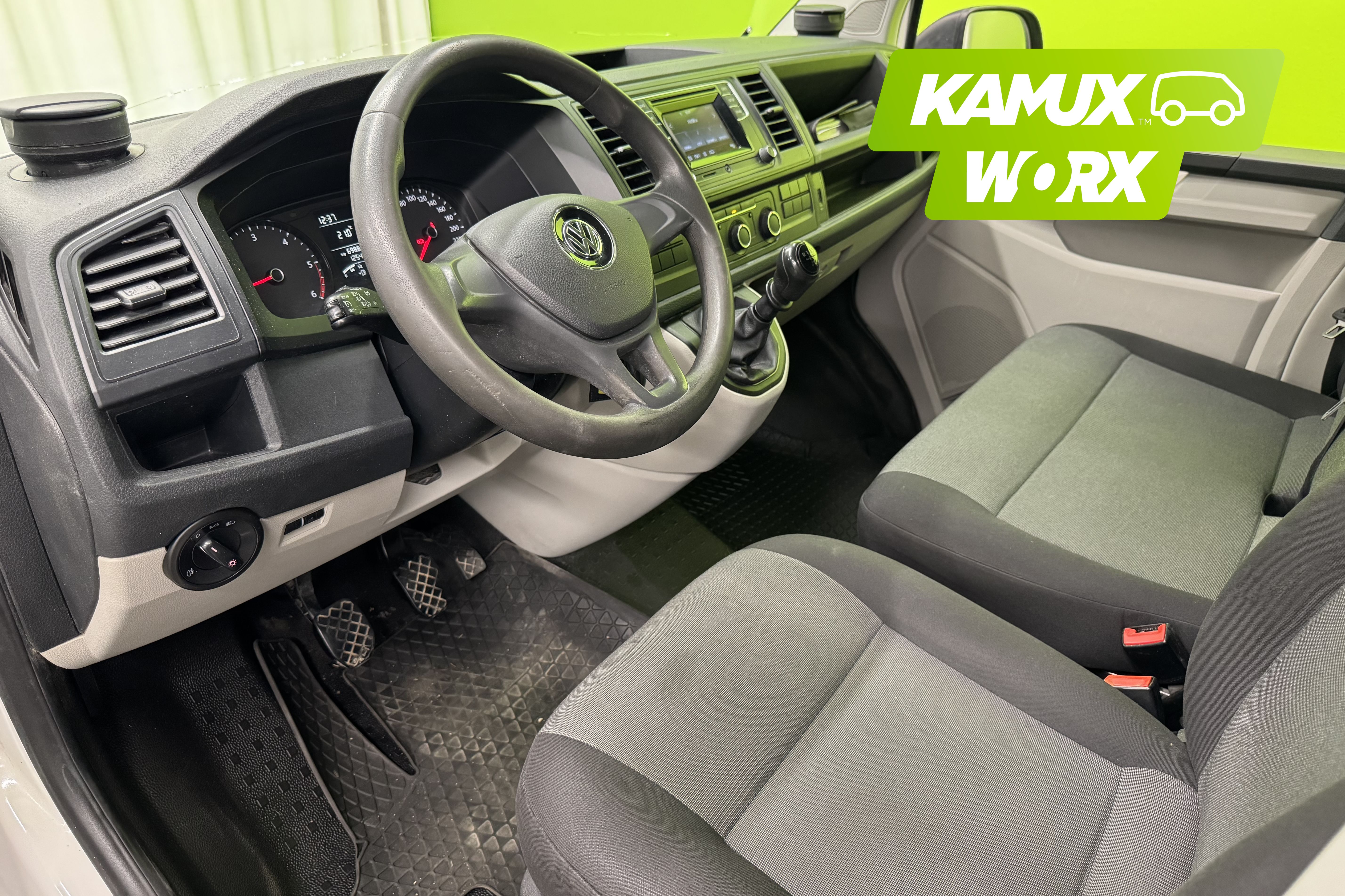 Volkswagen Transporter 2016, kuva 6/14
