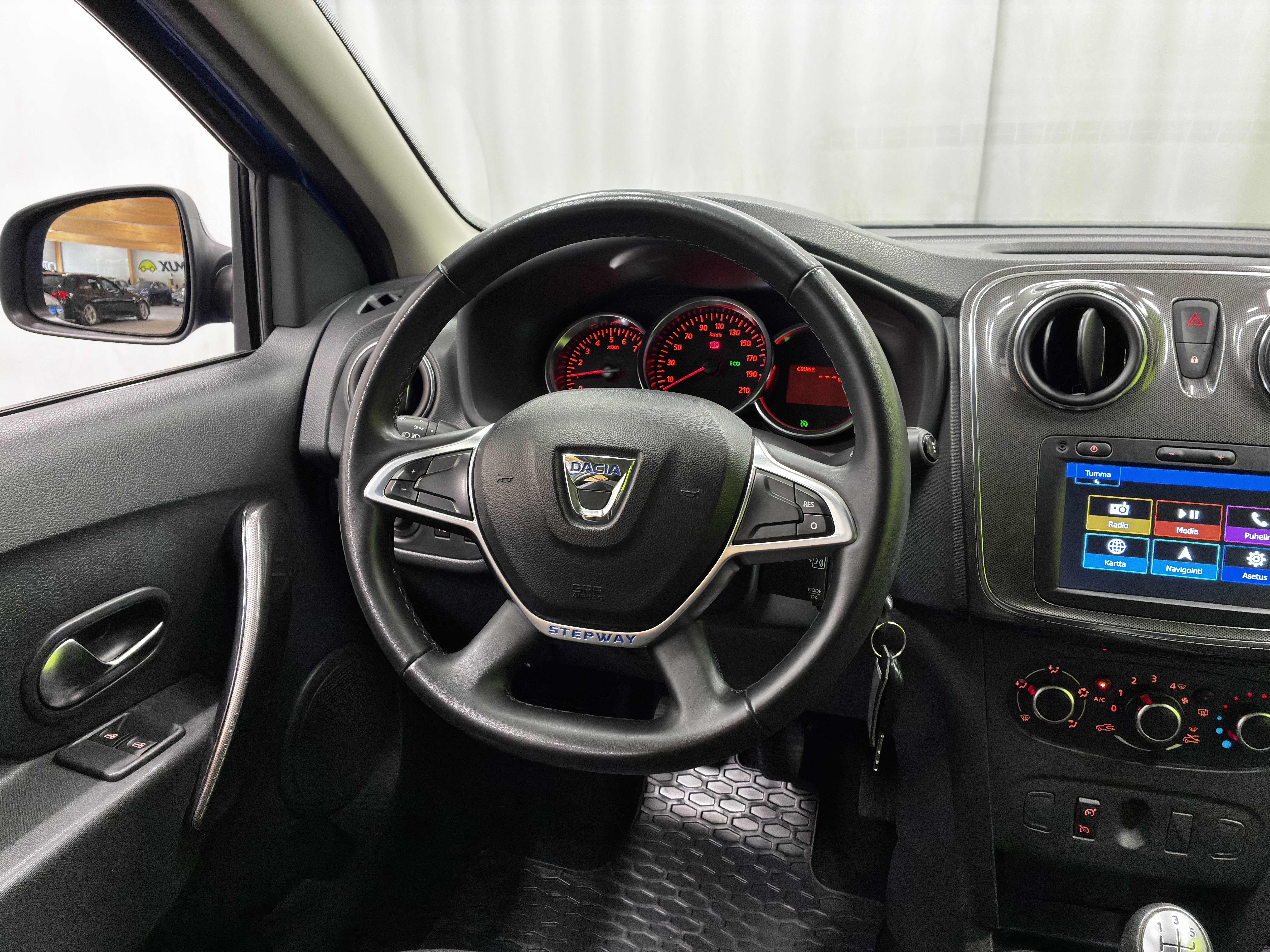 Dacia Sandero Stepway TCe 90 2019, kuva 7/19