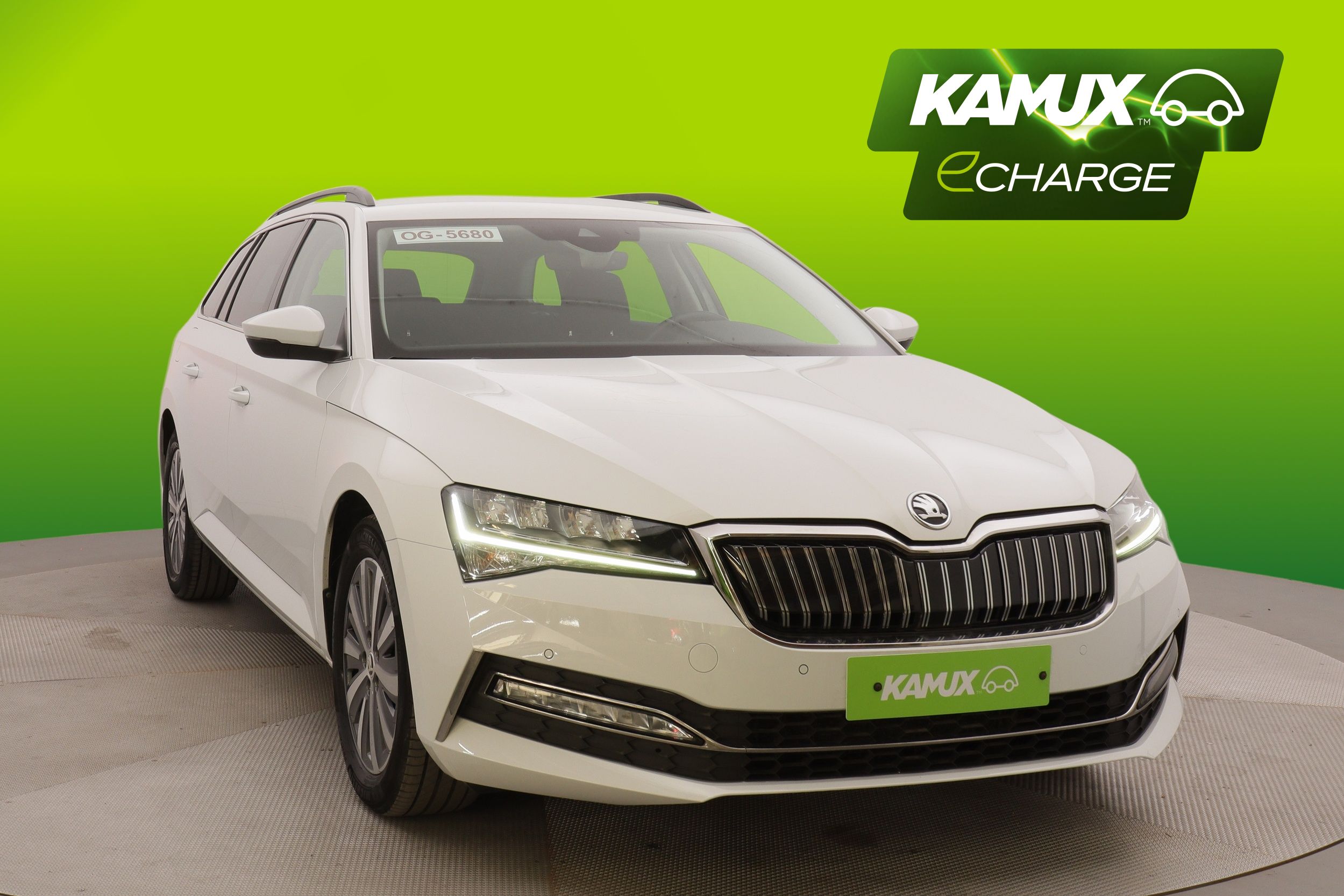 Skoda Superb 2023, kuva 6/29