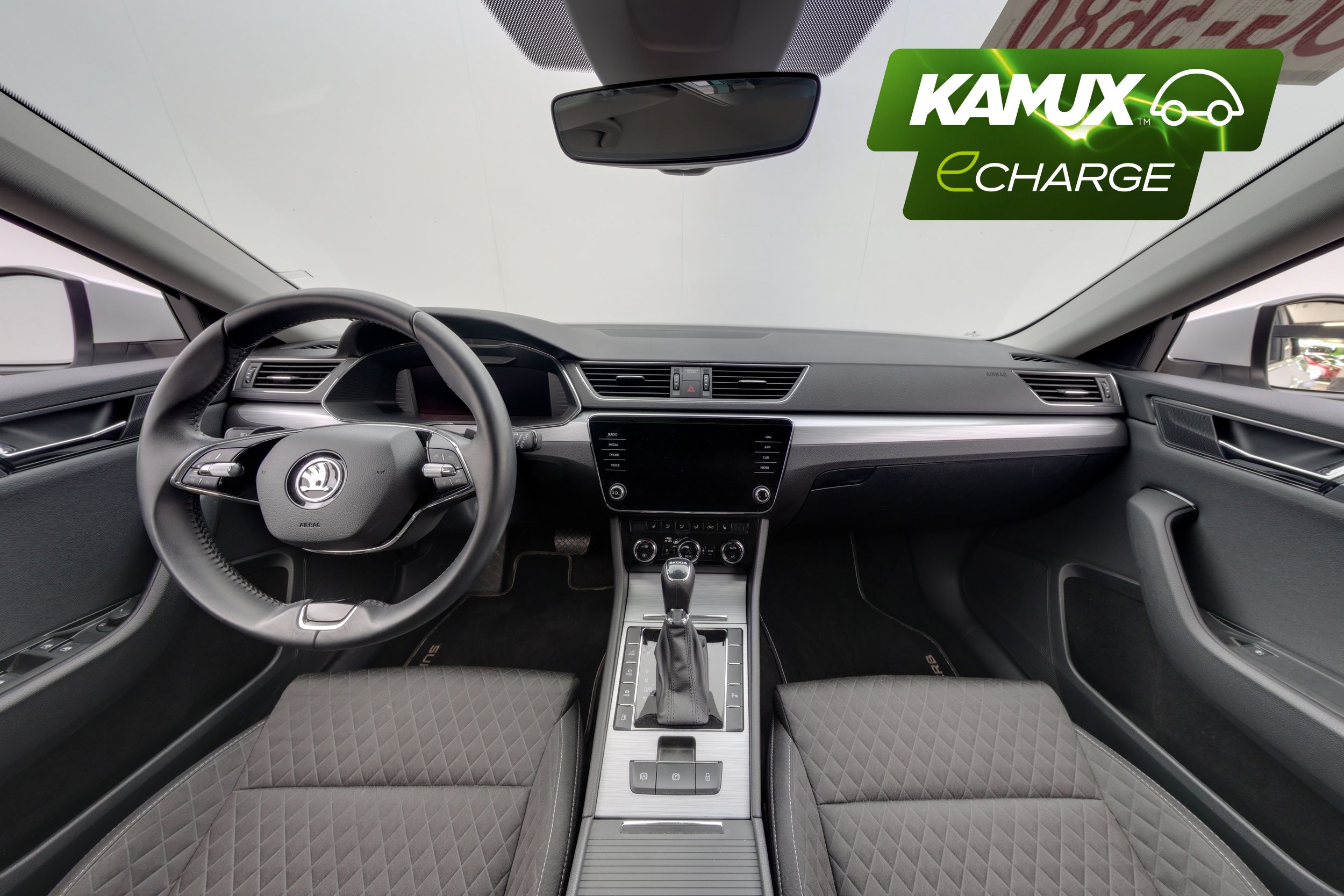 Skoda Superb 2023, kuva 7/29