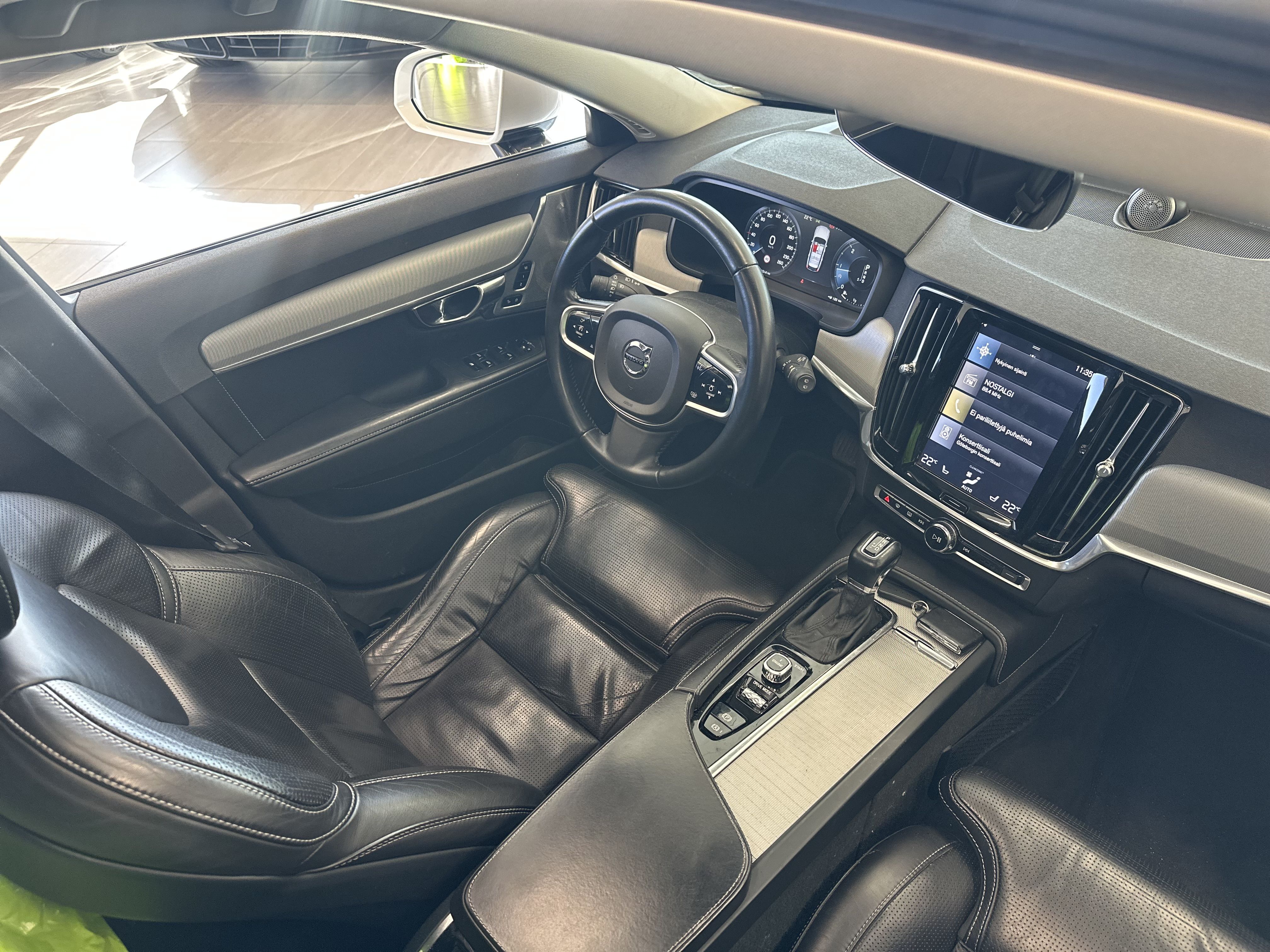 Volvo V90 D5 AWD Inscription aut 2017, photo 7/8