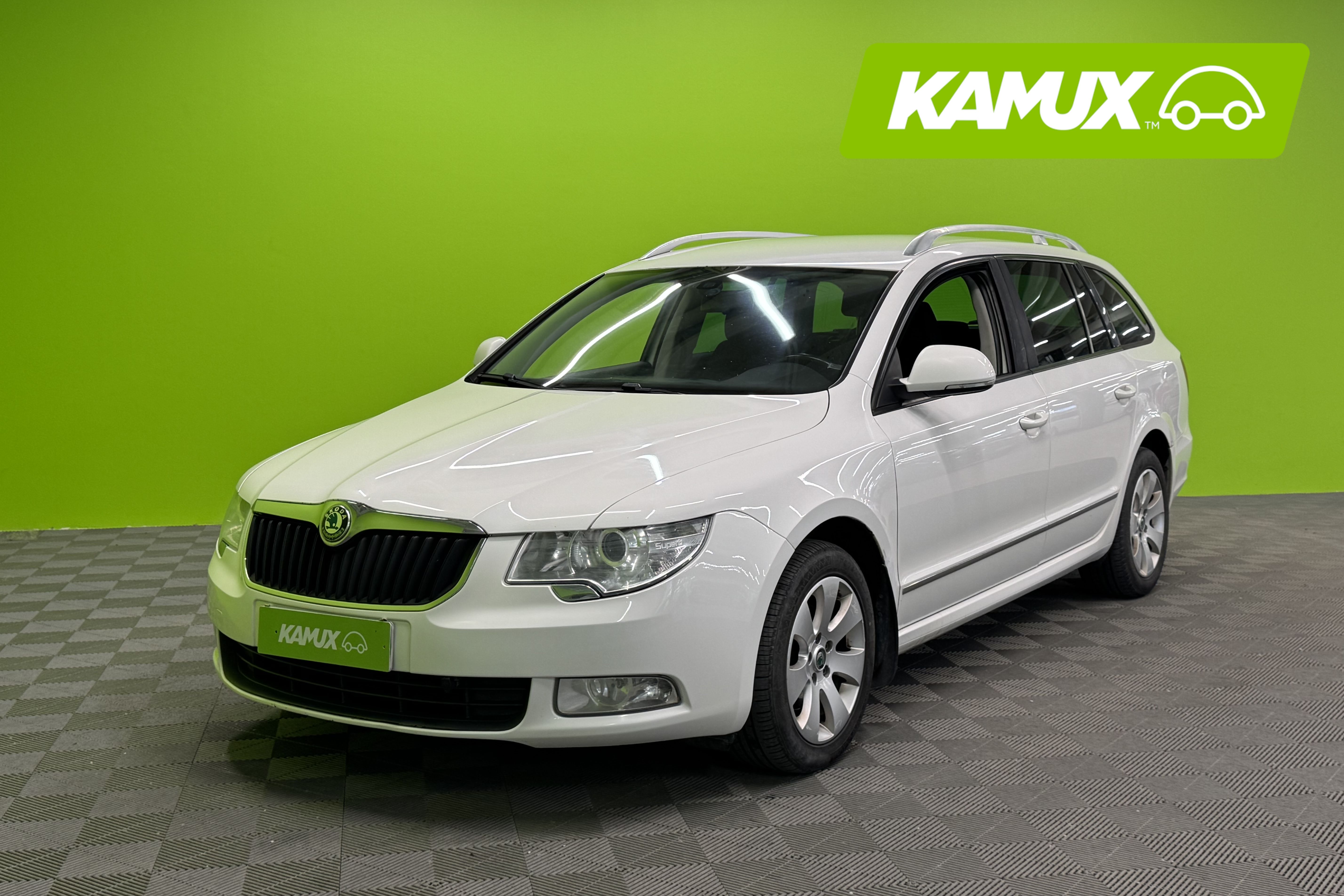 Skoda Superb Combi 1,6 TDI Comfort 2011, photo 5/16