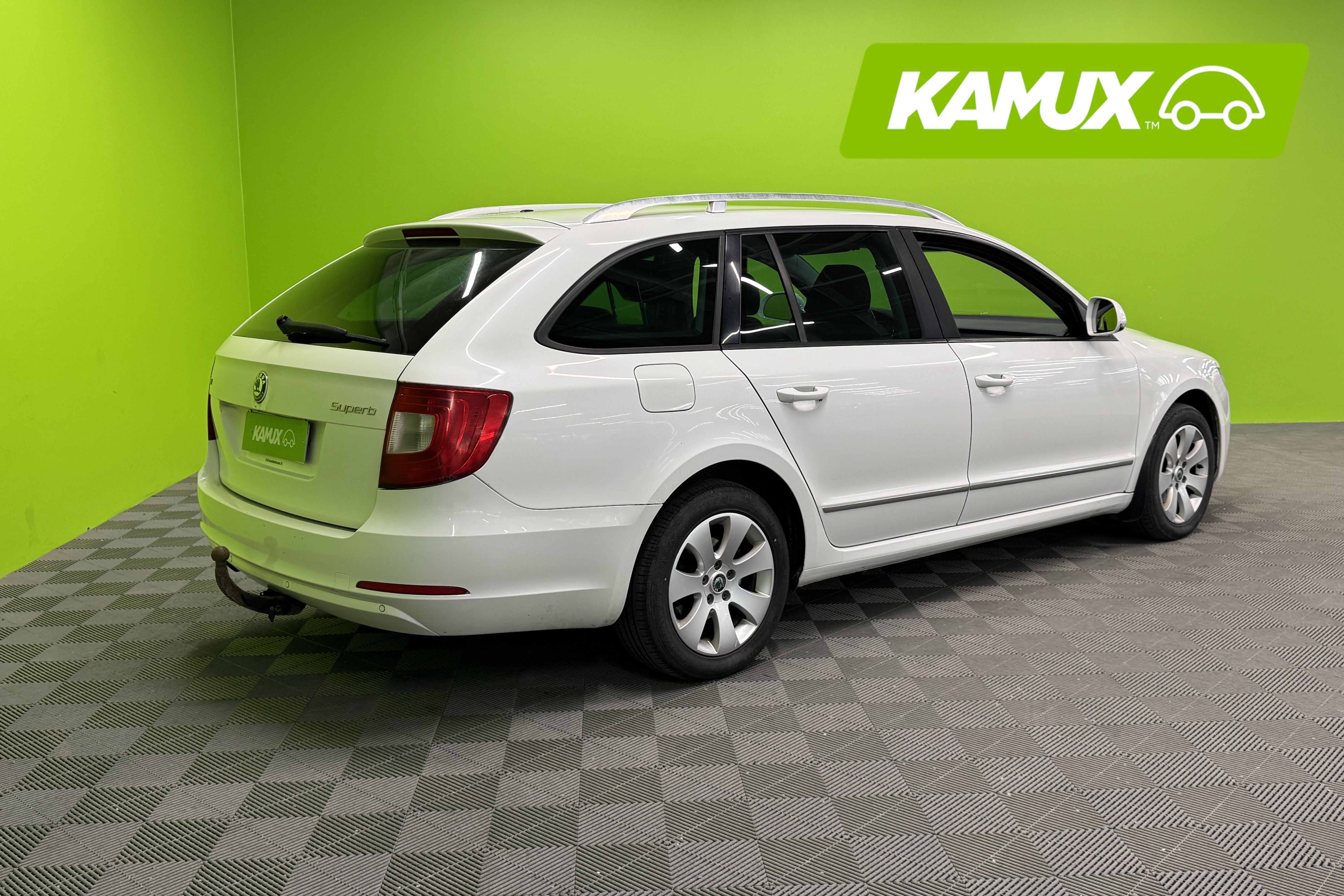 Skoda Superb Combi 1,6 TDI Comfort 2011, photo 3/16