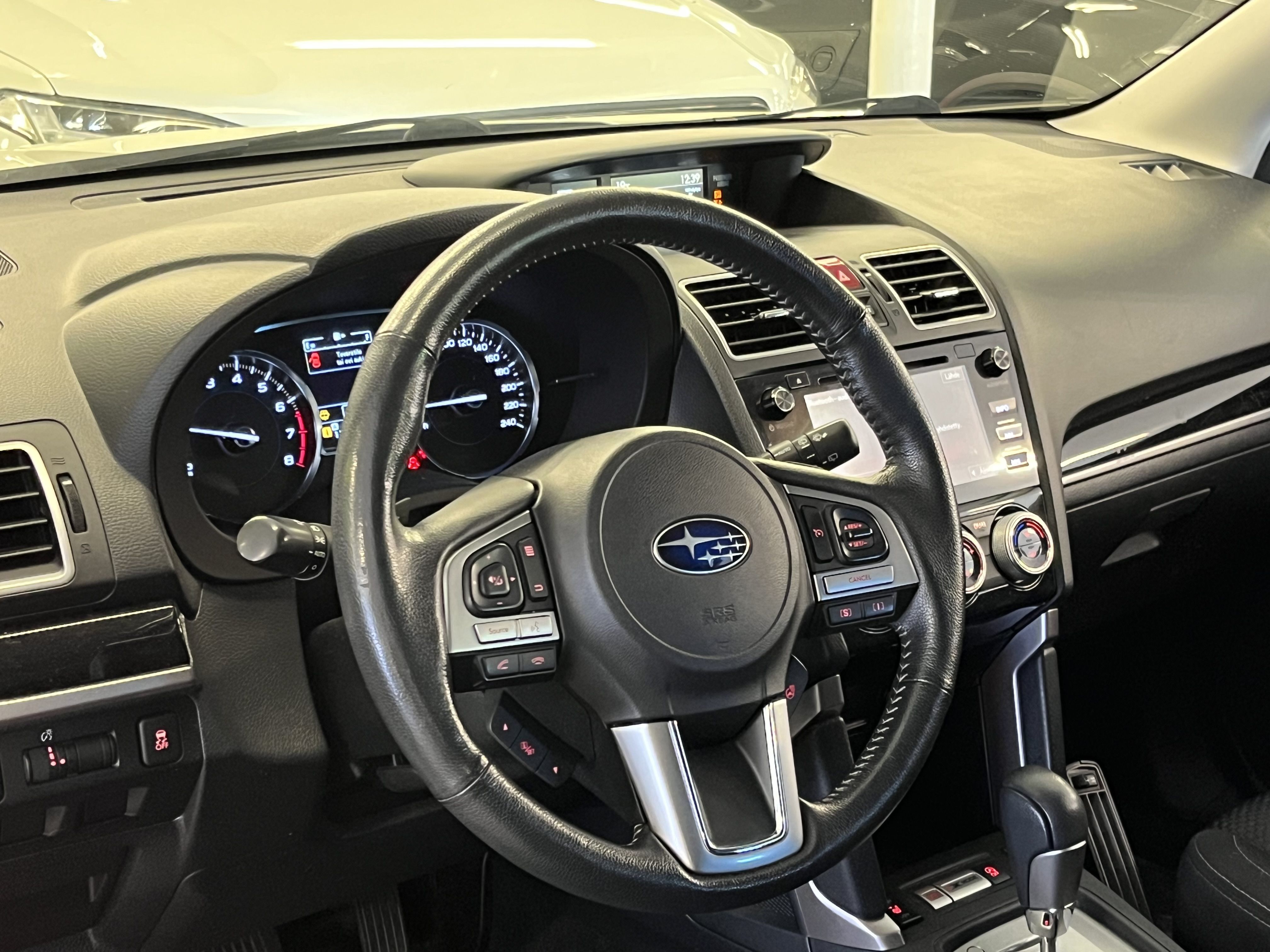 Subaru Forester 2,0i XS CVT 2016, kuva 7/11