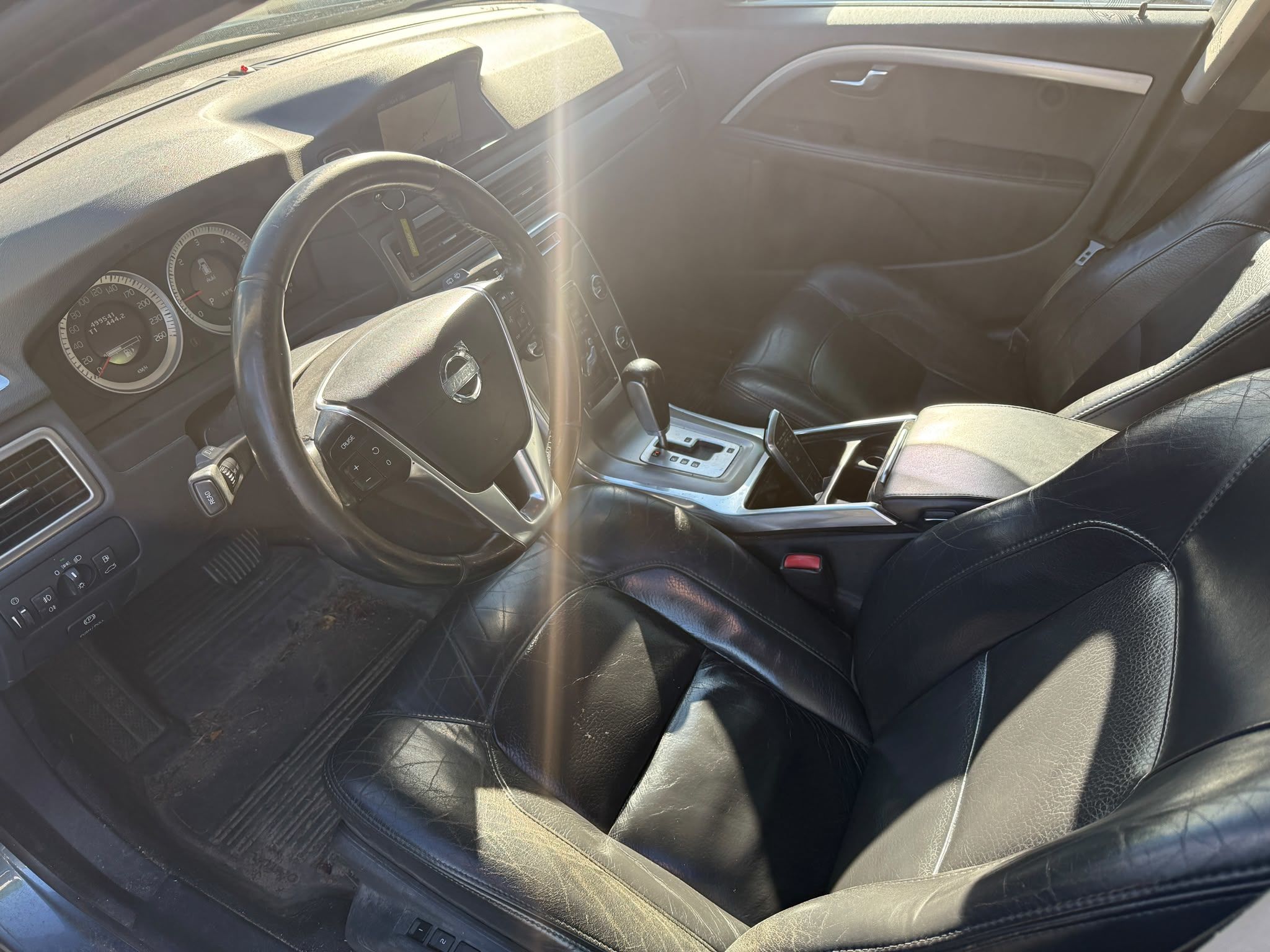 Volvo V70 D3 Summum aut 2012, kuva 3/5