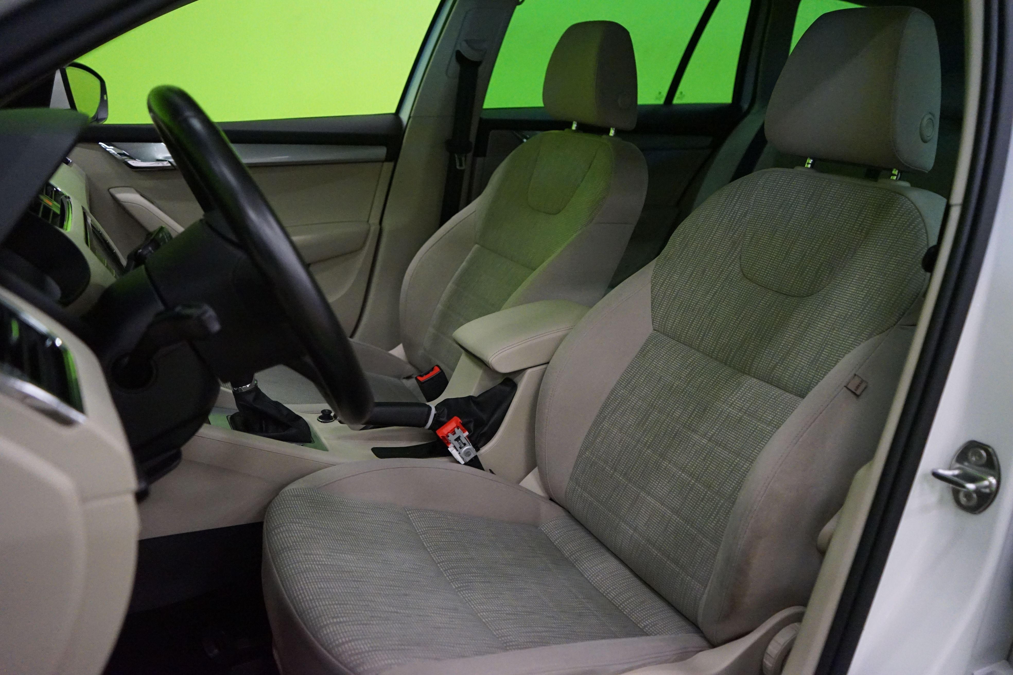 Skoda Octavia 2016, photo 7/21