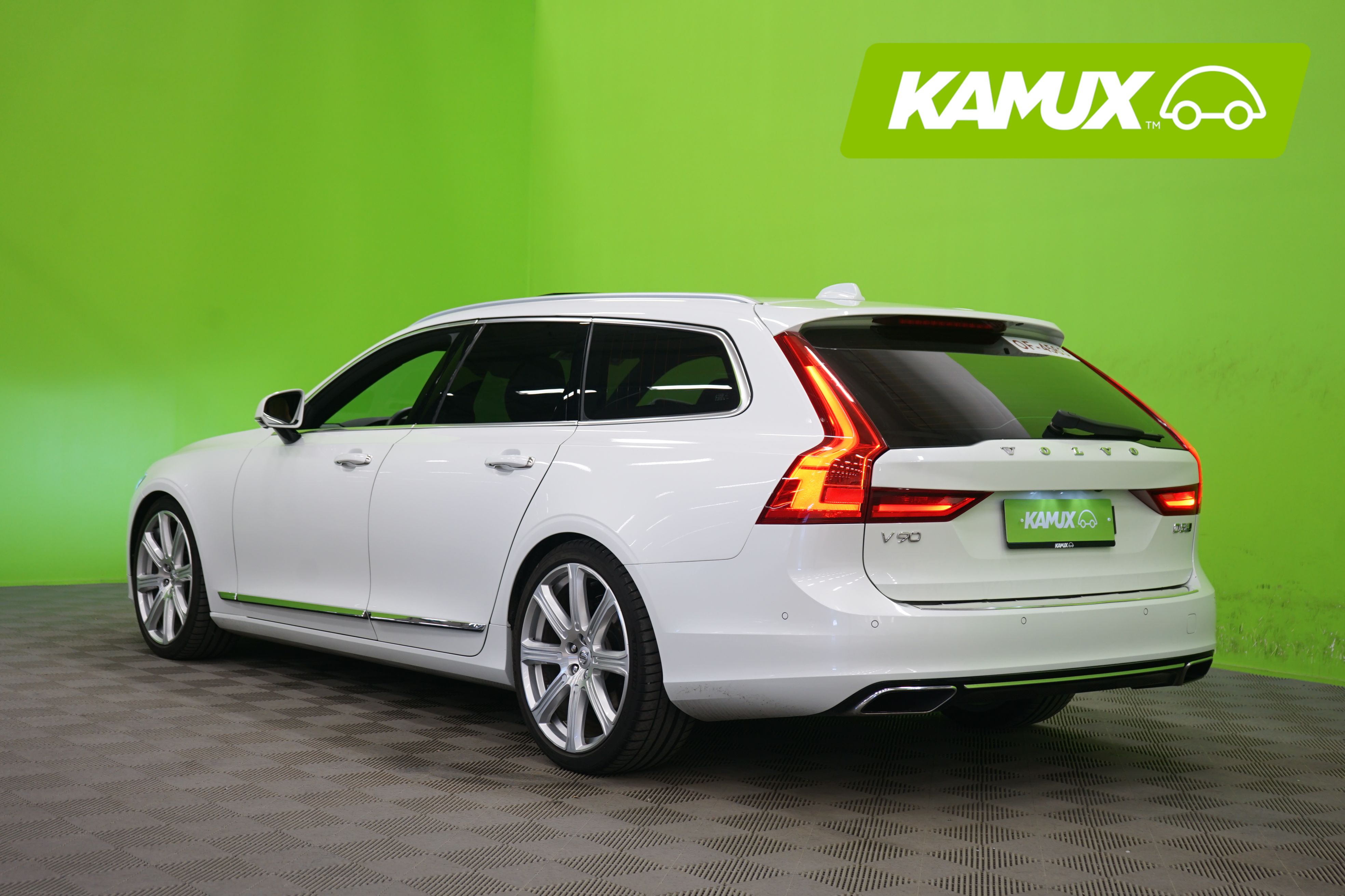 Volvo V90 D5 AWD Inscription 2017, kuva 4/25