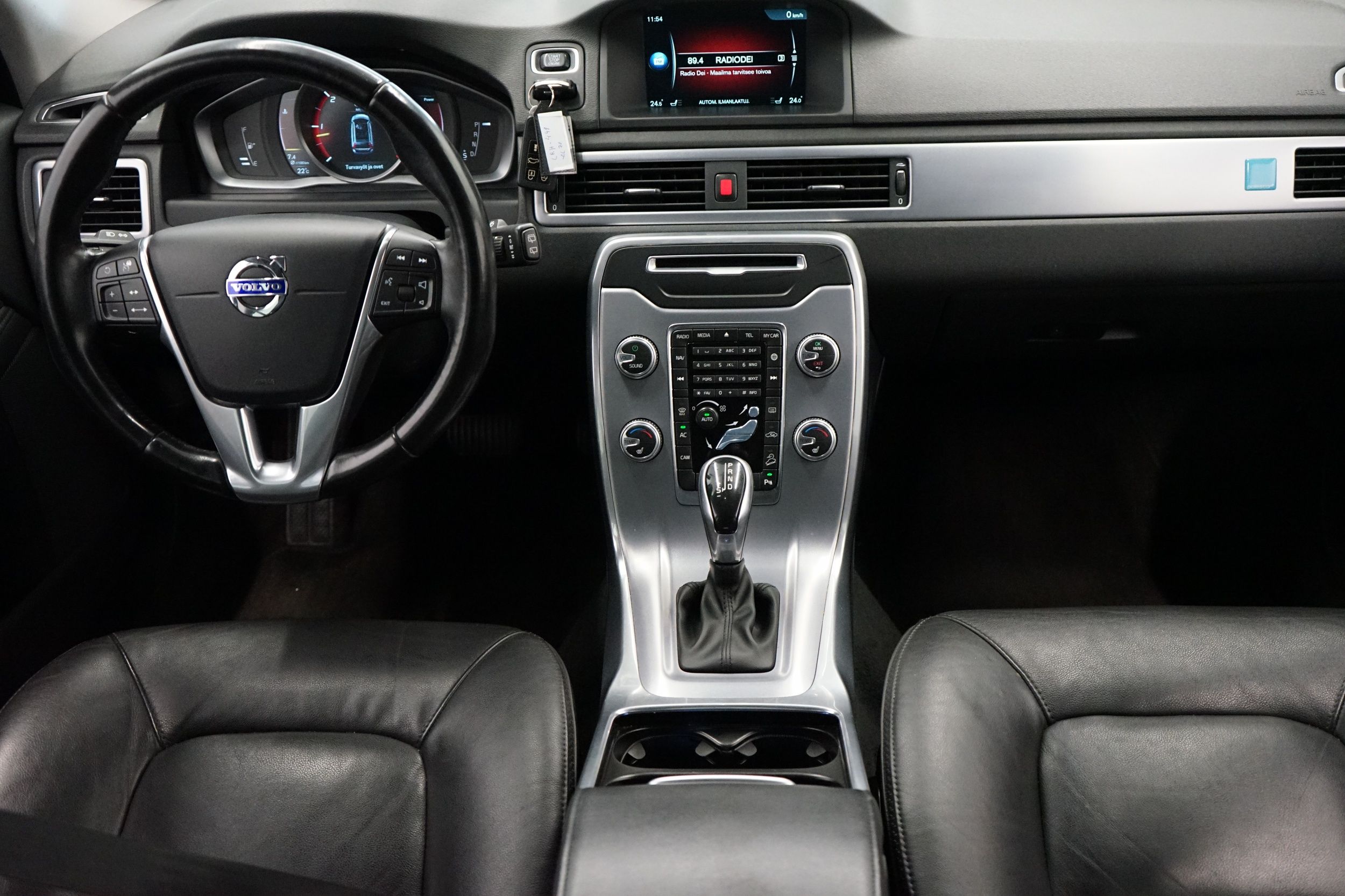 Volvo XC70 Farmari (AC) 4ov 2400cm3 A 2015, kuva 6/22