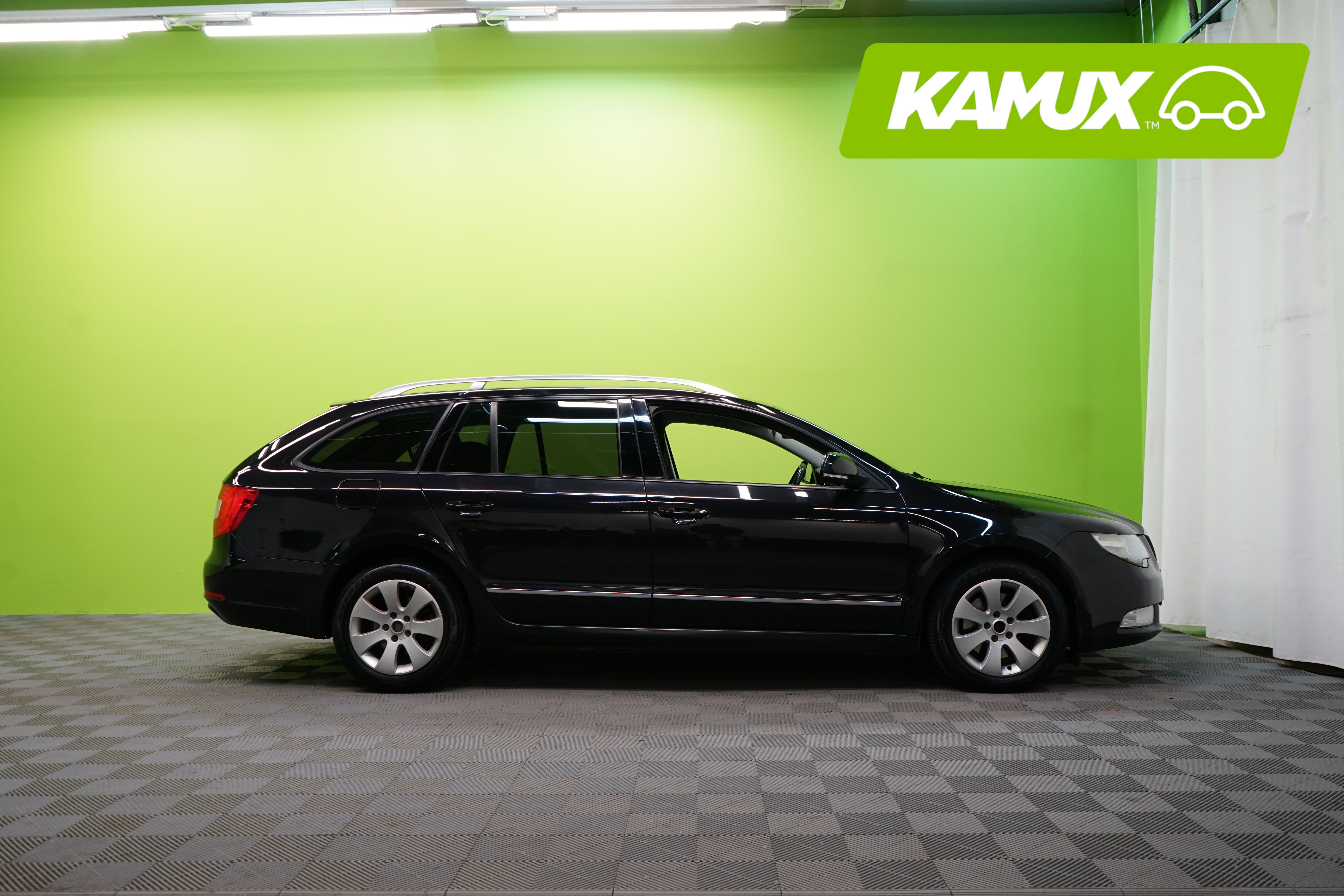 Skoda Superb 2013, photo 2/22
