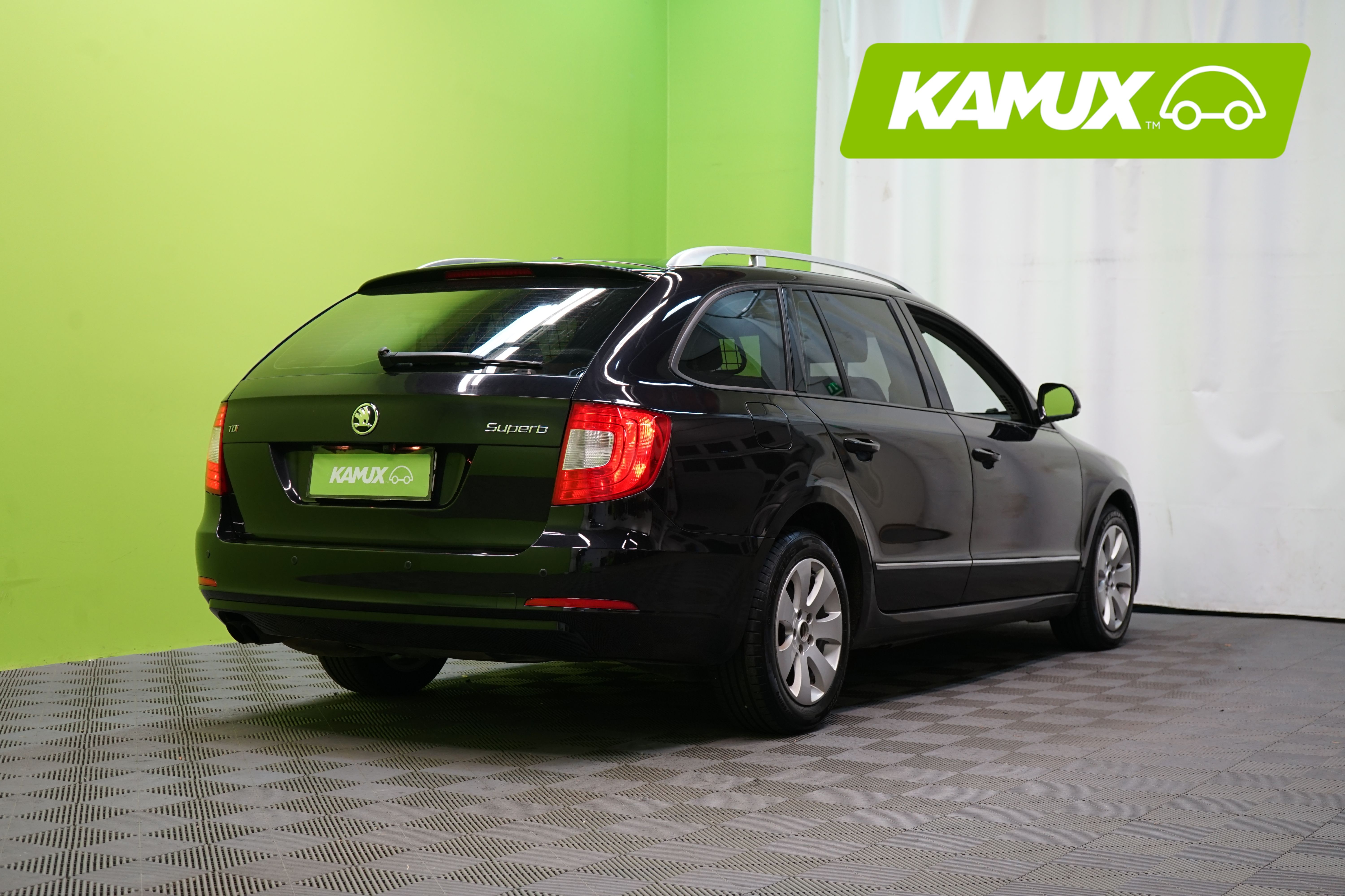 Skoda Superb 2013, photo 3/22
