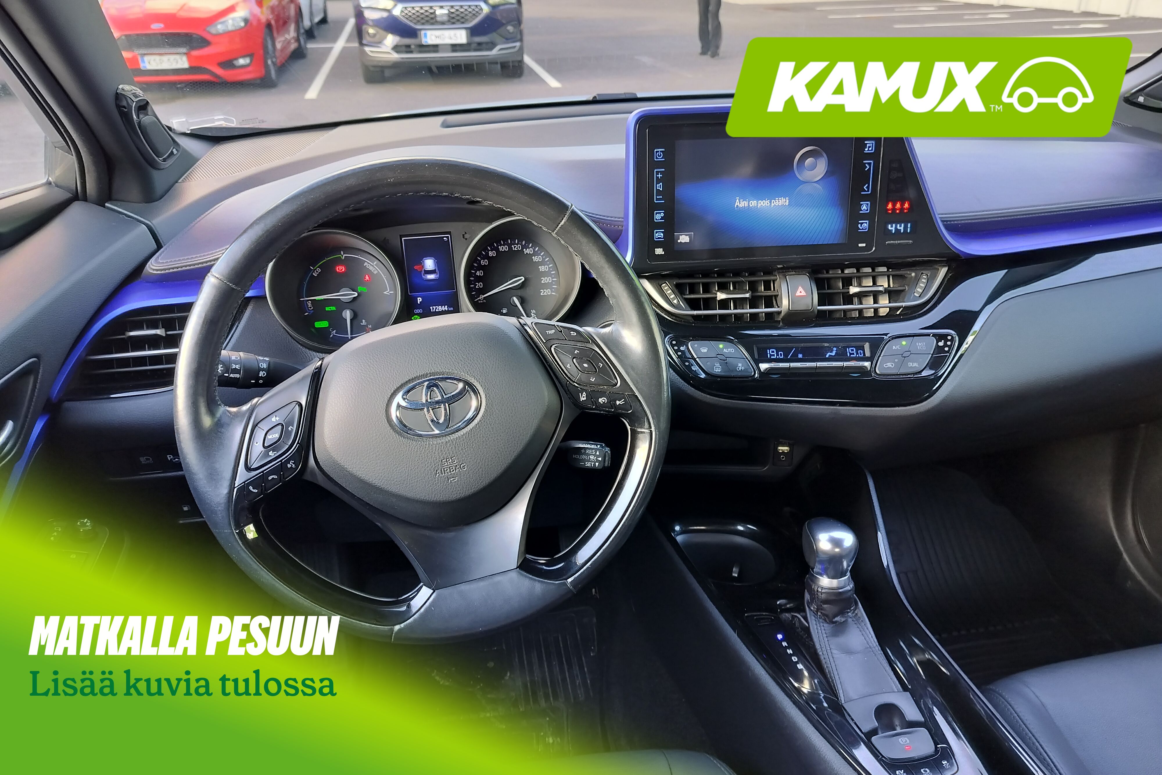 Toyota C-HR 1,8 Hybrid Style 2017, photo 6/7