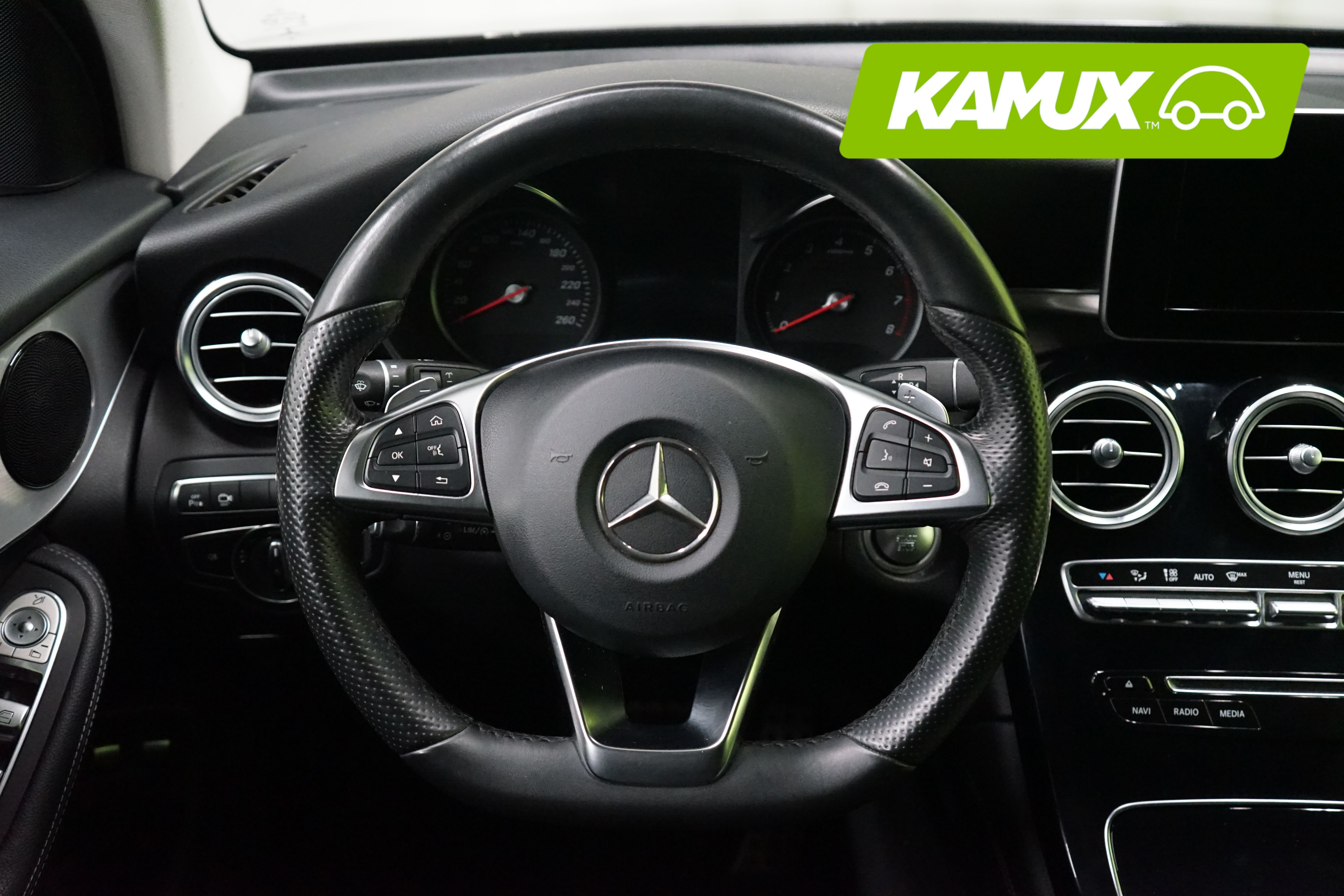 Mercedes-Benz GLC 2017, kuva 7/20