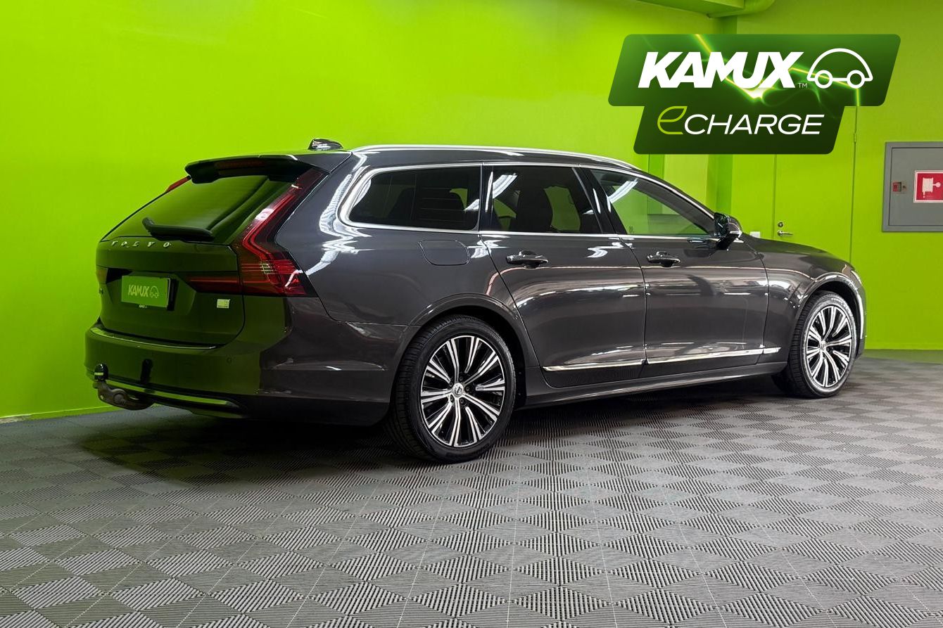 Volvo V90 2022, kuva 3/21