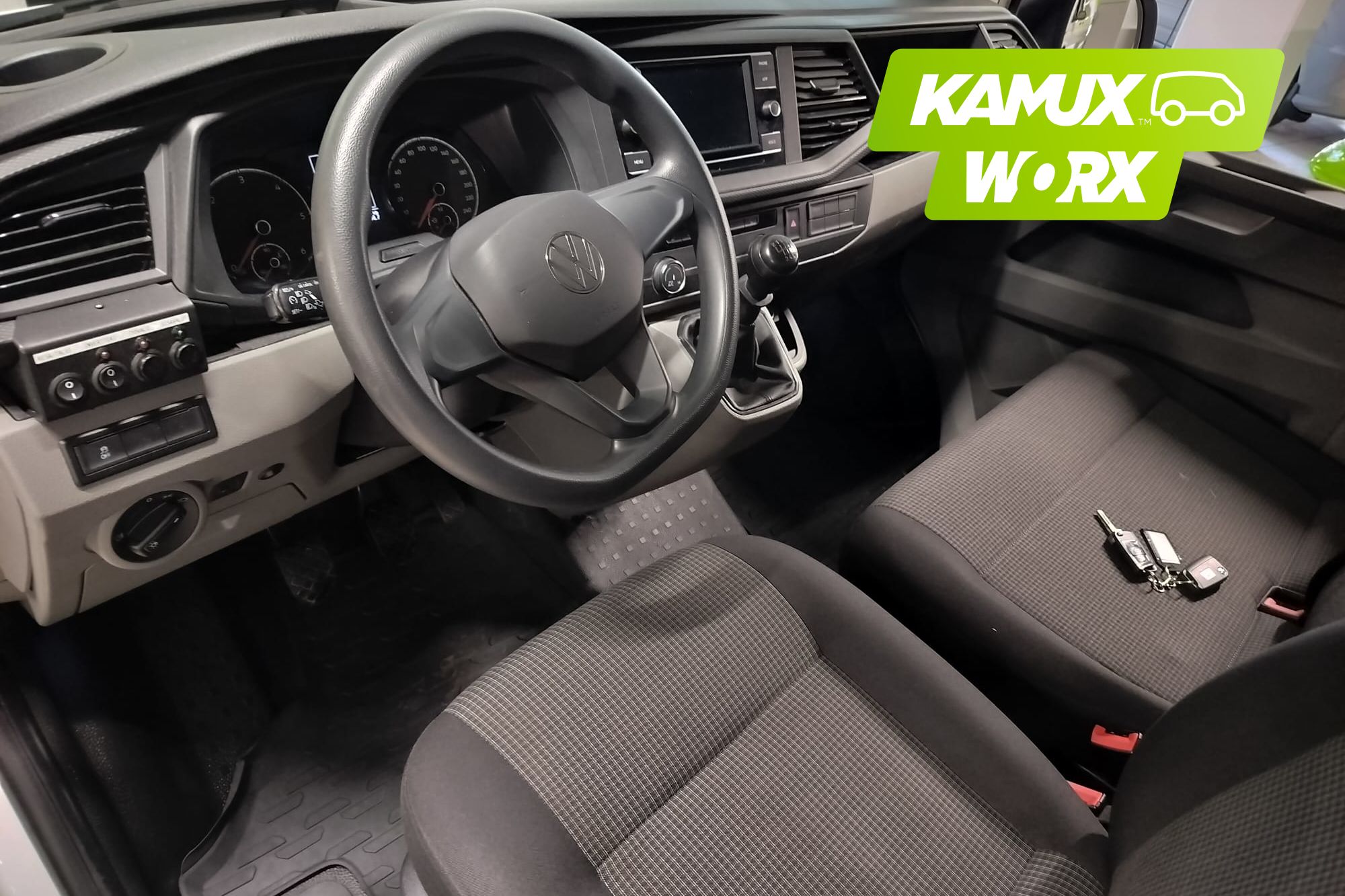 Volkswagen Transporter 2022, kuva 3/4