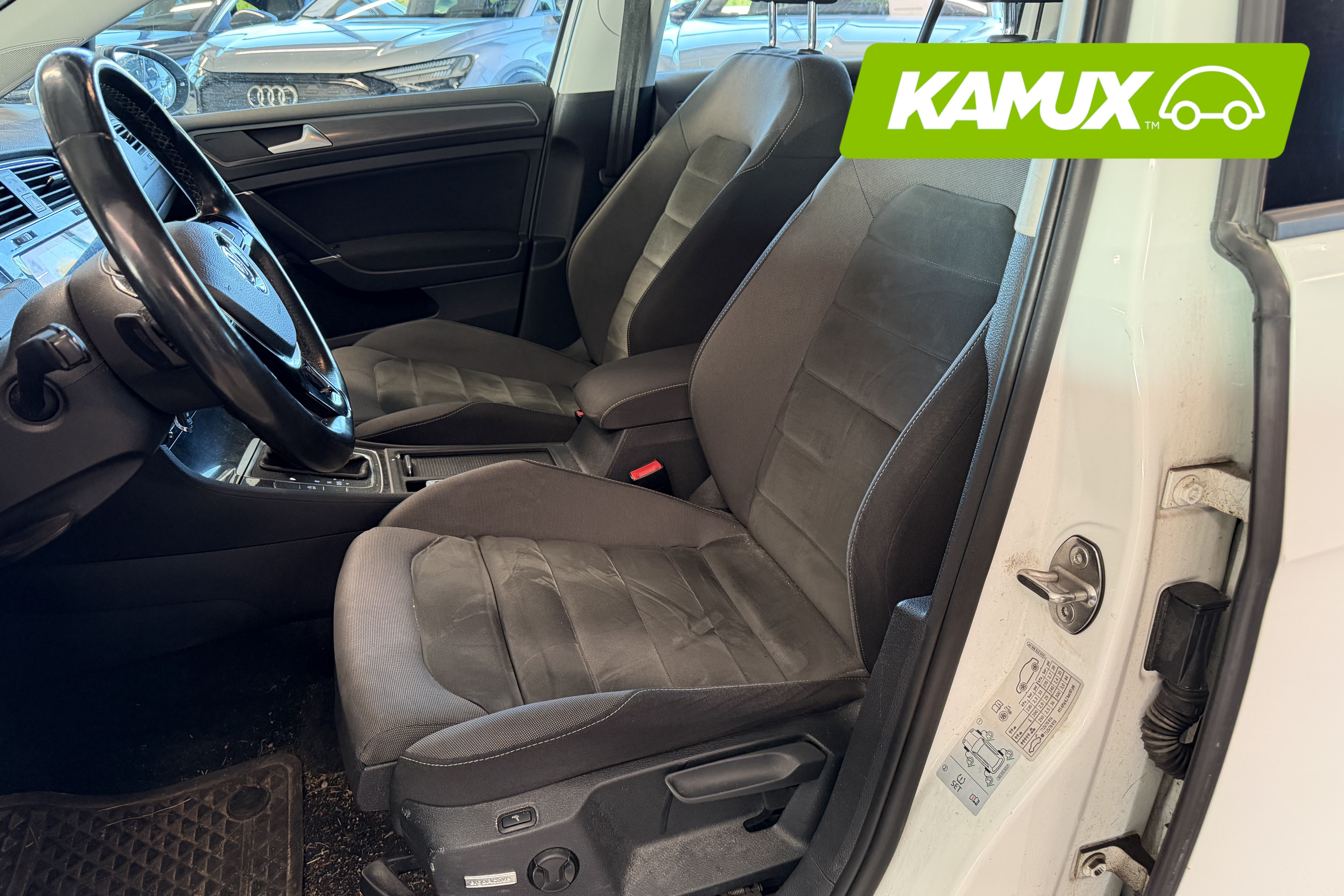 Volkswagen Golf 2018, kuva 7/10