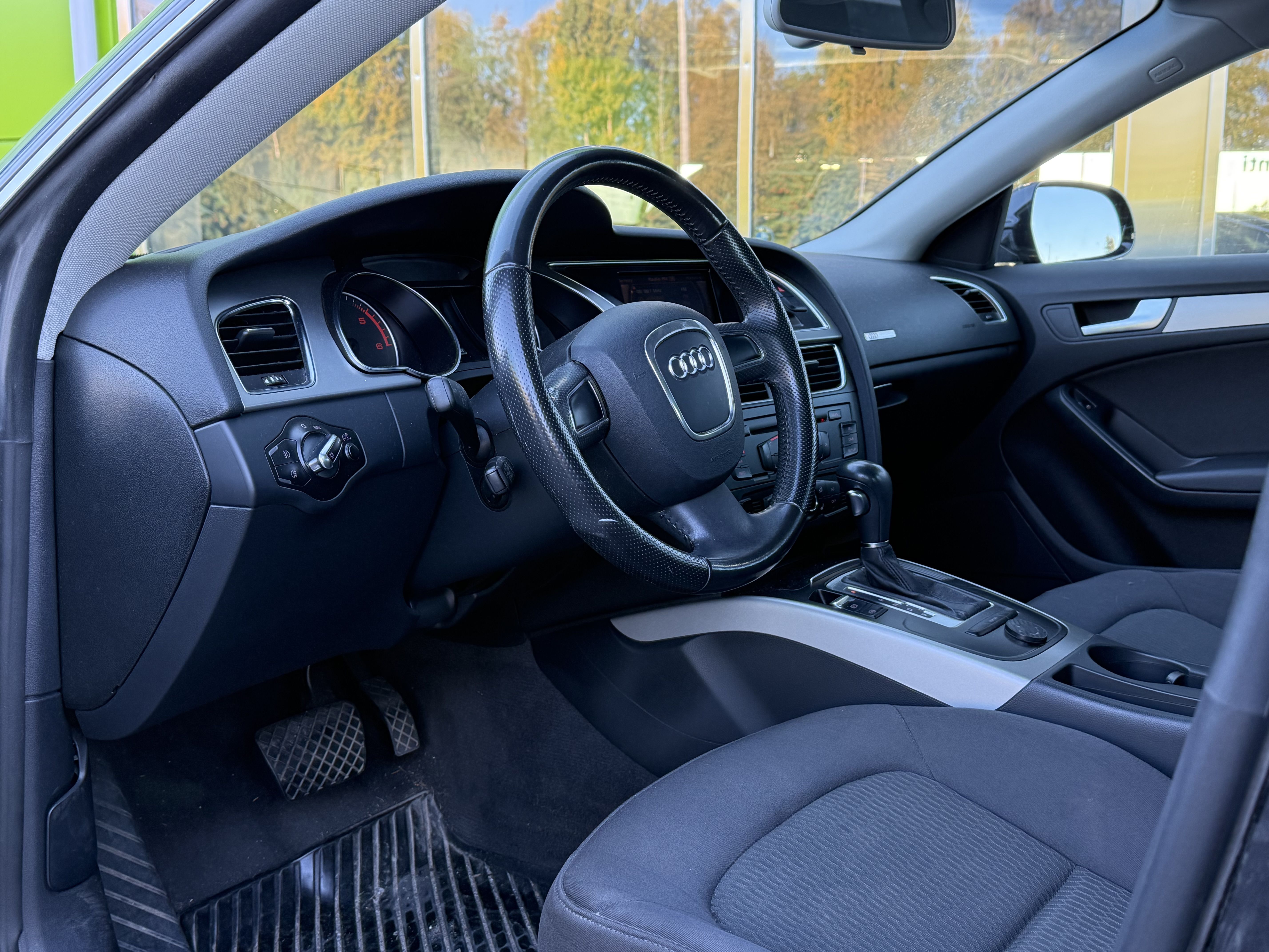 Audi A5 2010, photo 4/6