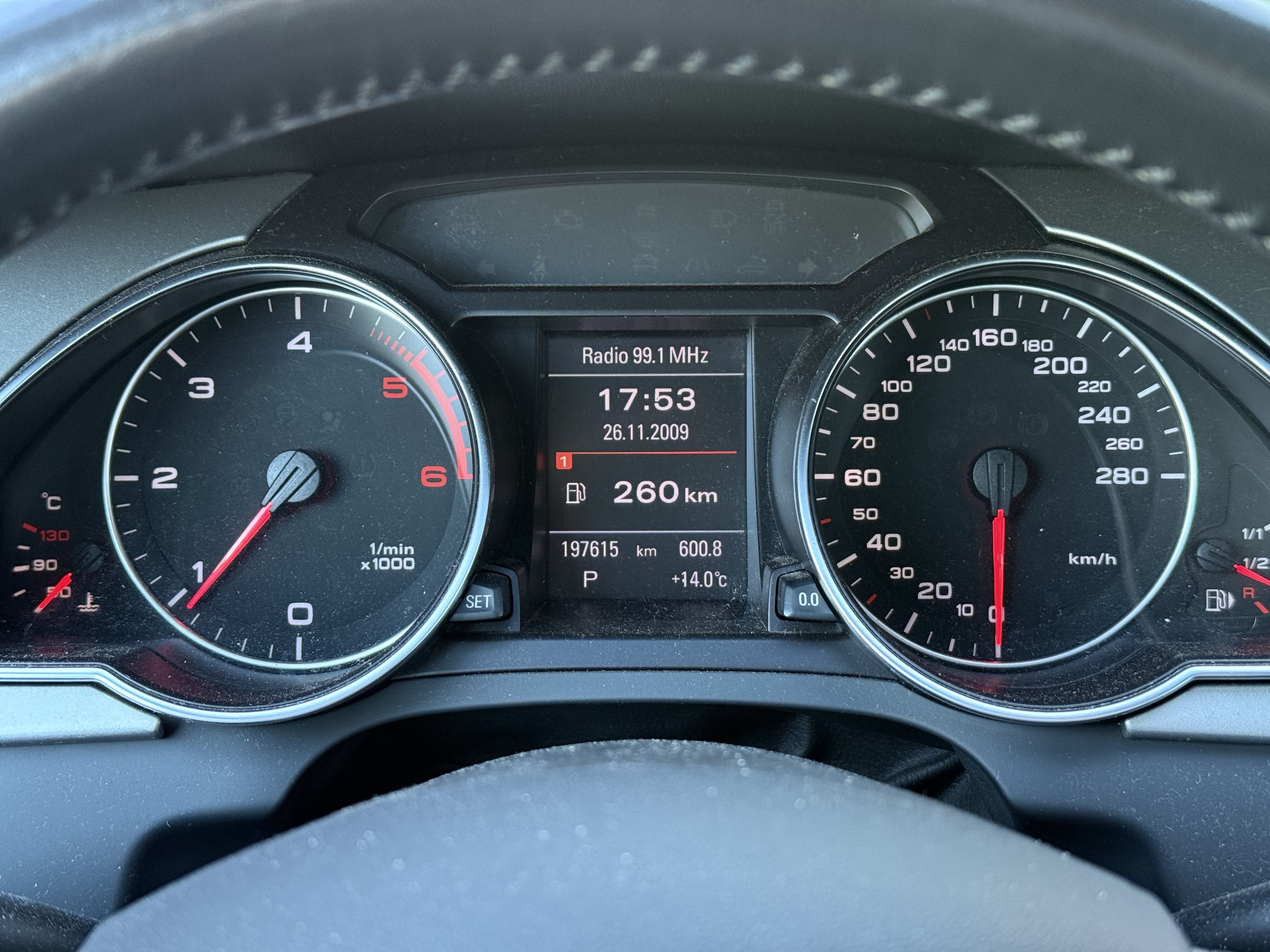 Audi A5 2010, photo 5/6