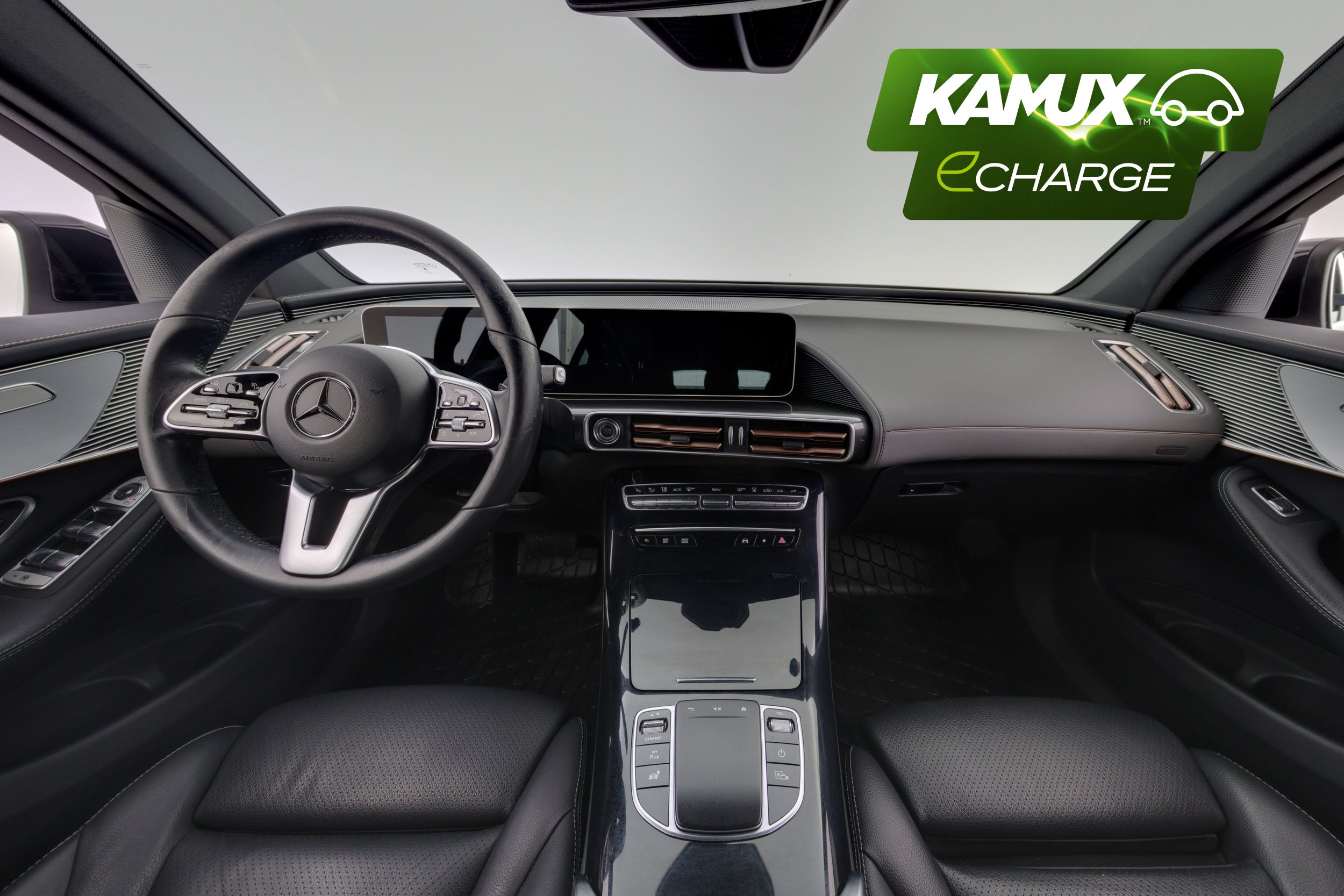 Mercedes-Benz EQC 2020, photo 7/35