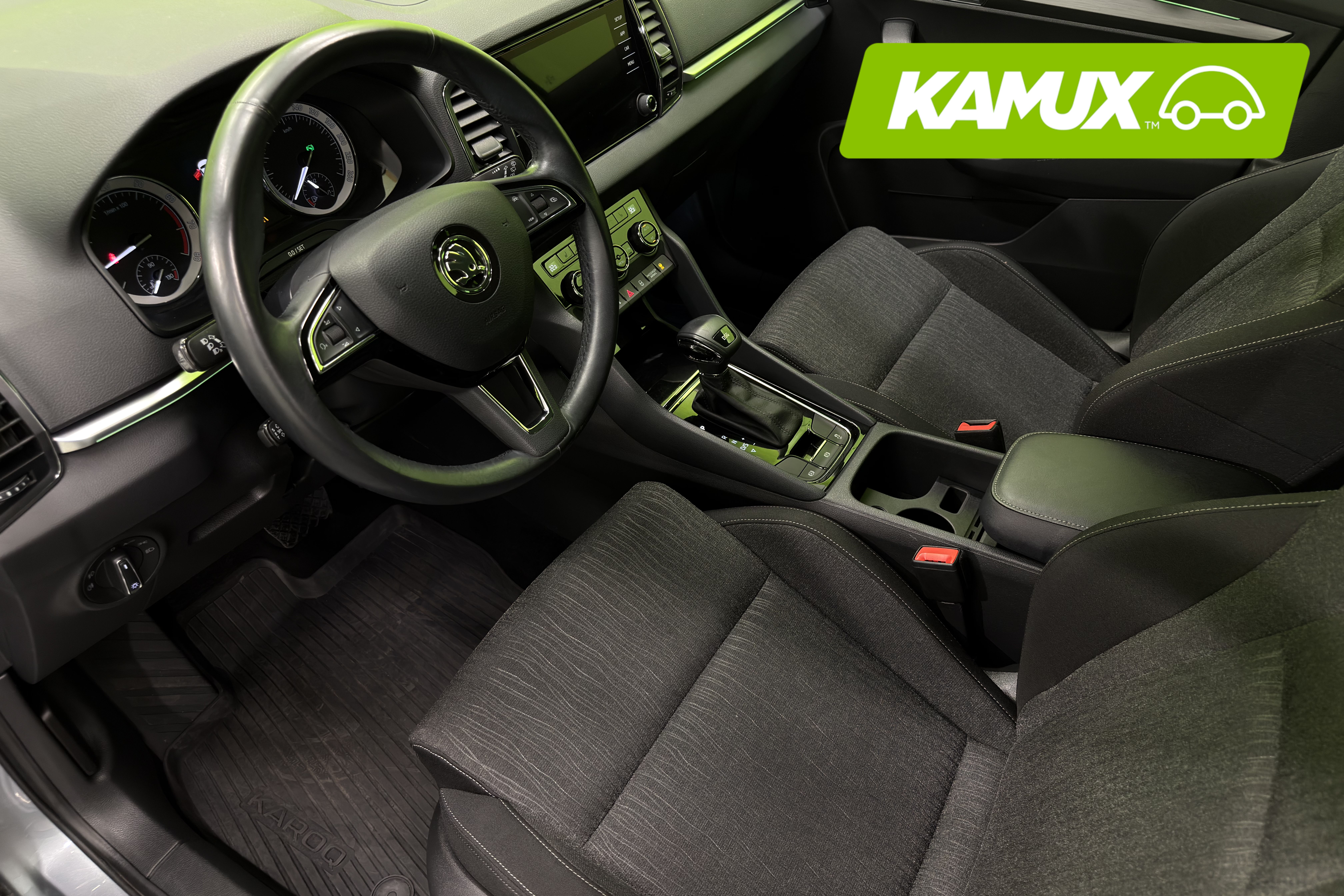Skoda Karoq 1,0 TSI Style DSG Autom. 2019, photo 7/25