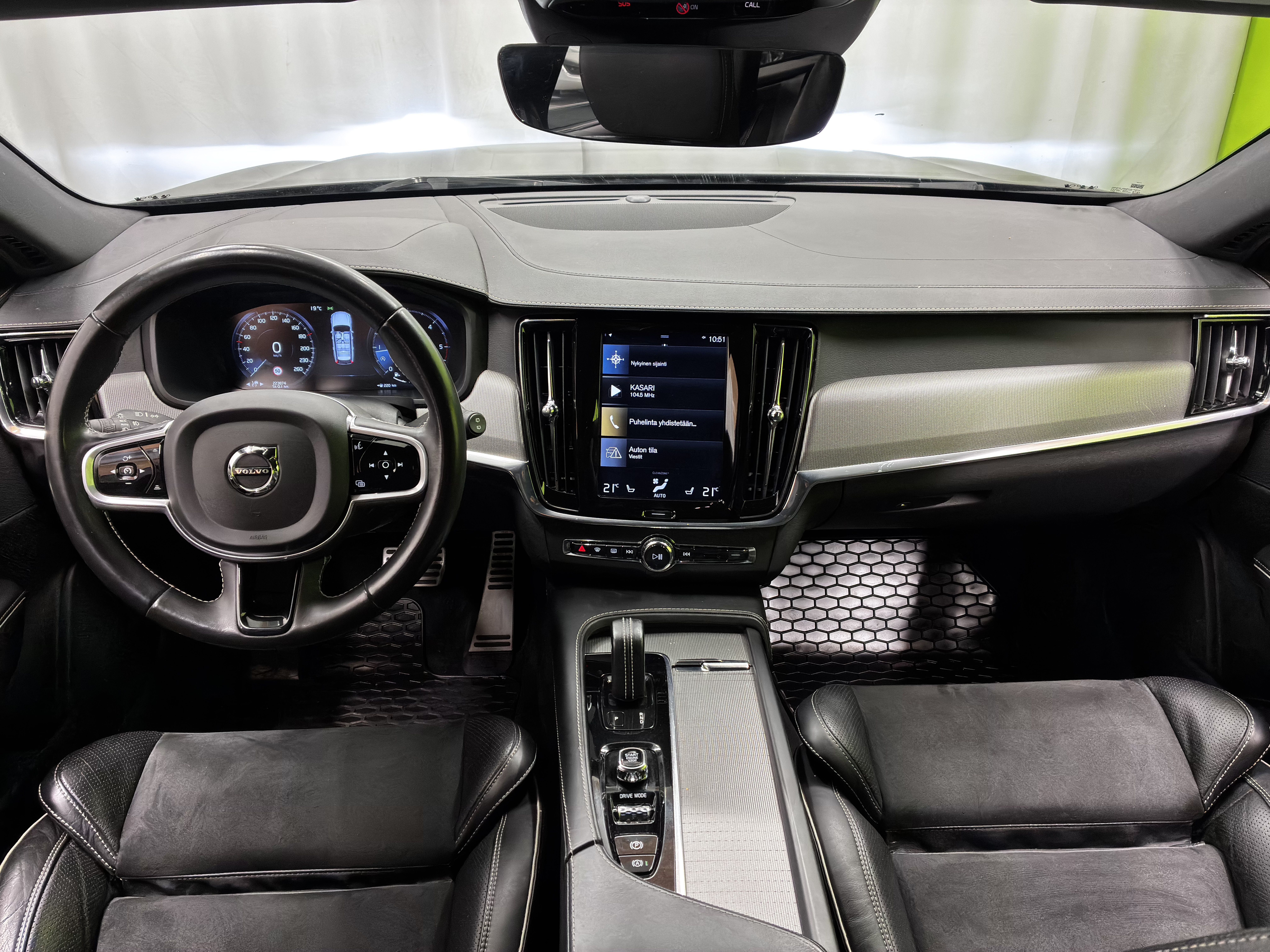 Volvo V90 2021, kuva 6/24