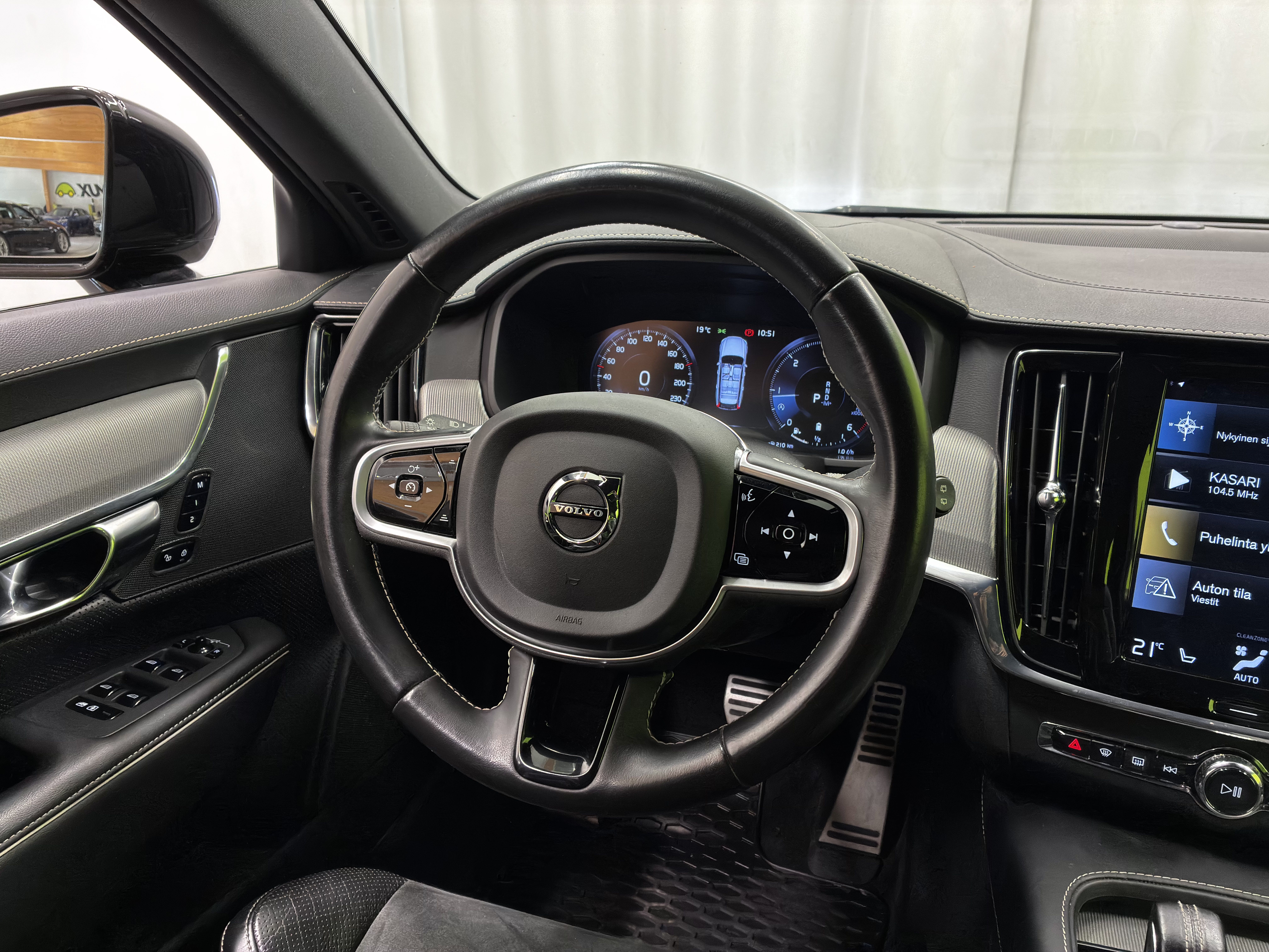 Volvo V90 2021, kuva 7/24