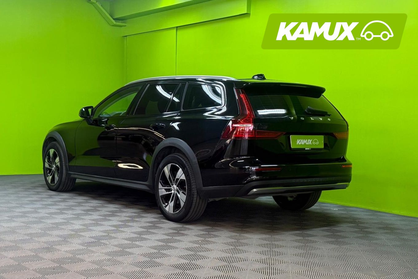 Volvo V60 Cross Country 2023, kuva 4/20