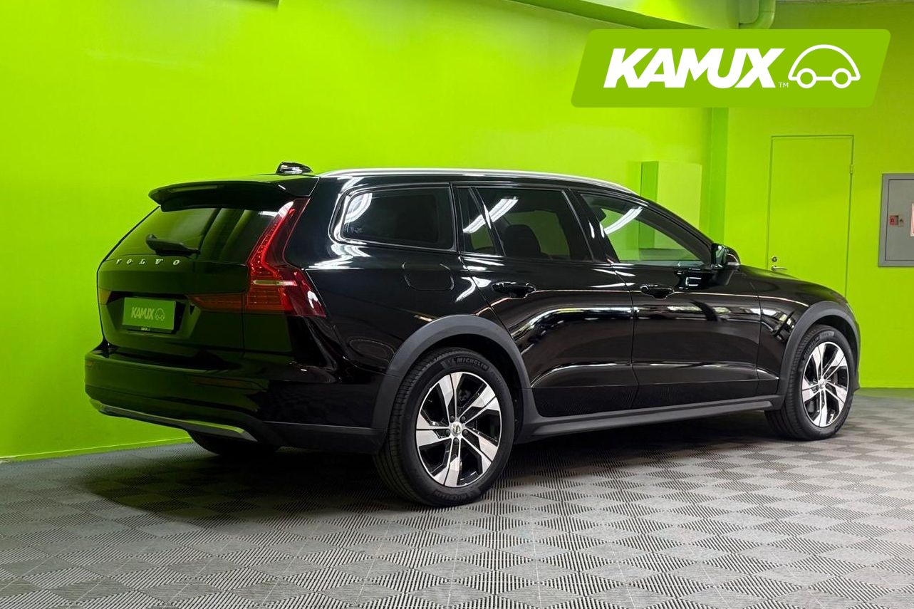 Volvo V60 Cross Country 2023, kuva 3/20