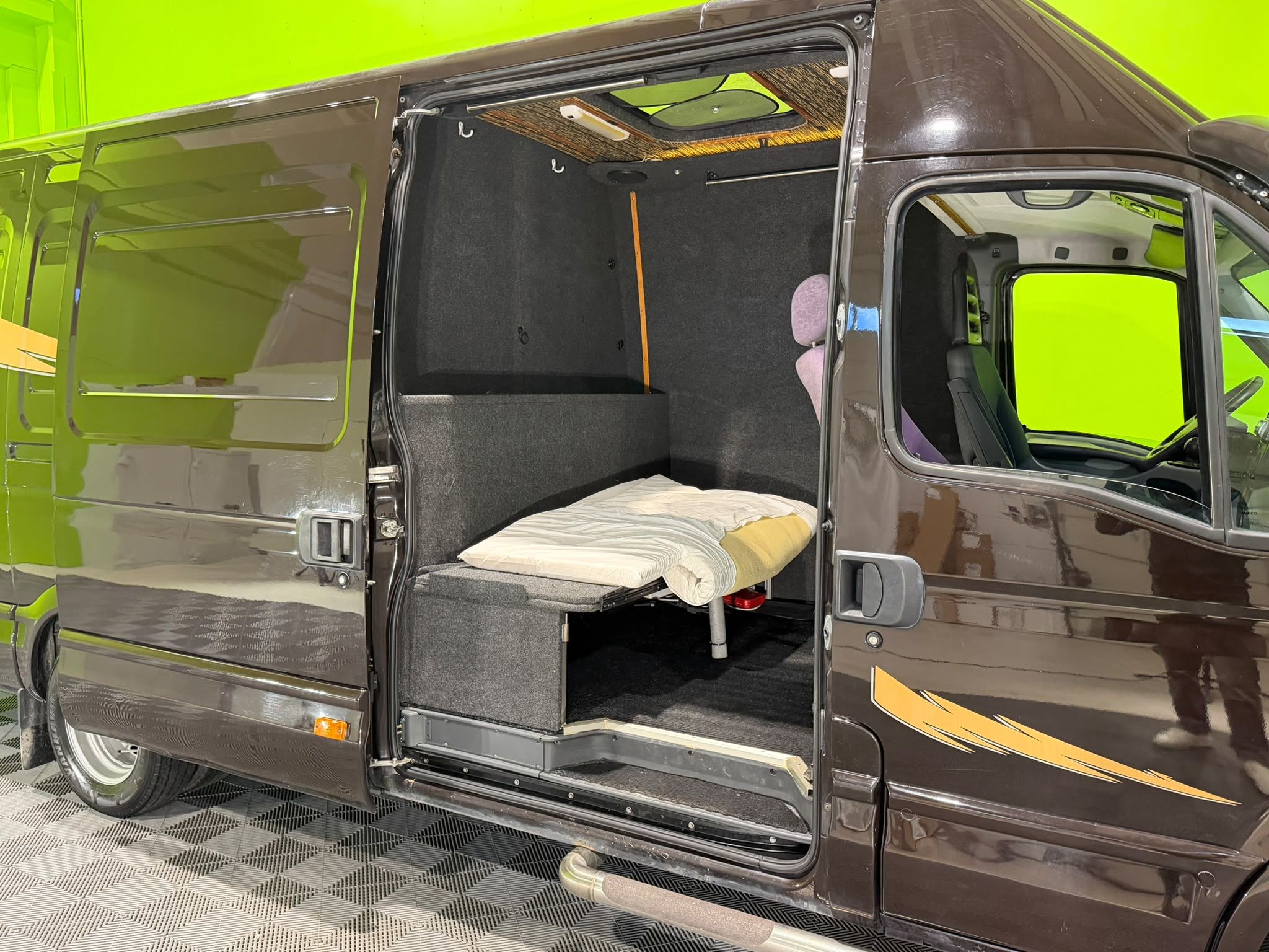 Iveco Daily 3.0 L4H2, Extrapitkä 2011, kuva 5/17